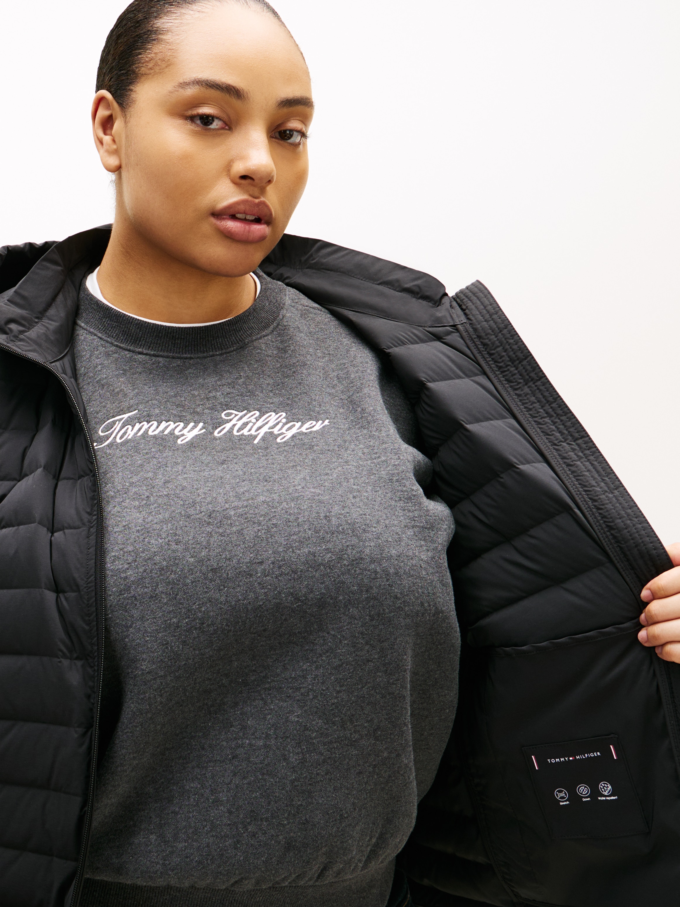 Tommy Hilfiger Curve Veste matelassée »CRV STRETCH NYLON LW DOWN JACKET« mit Kapuze in grossen Grössen