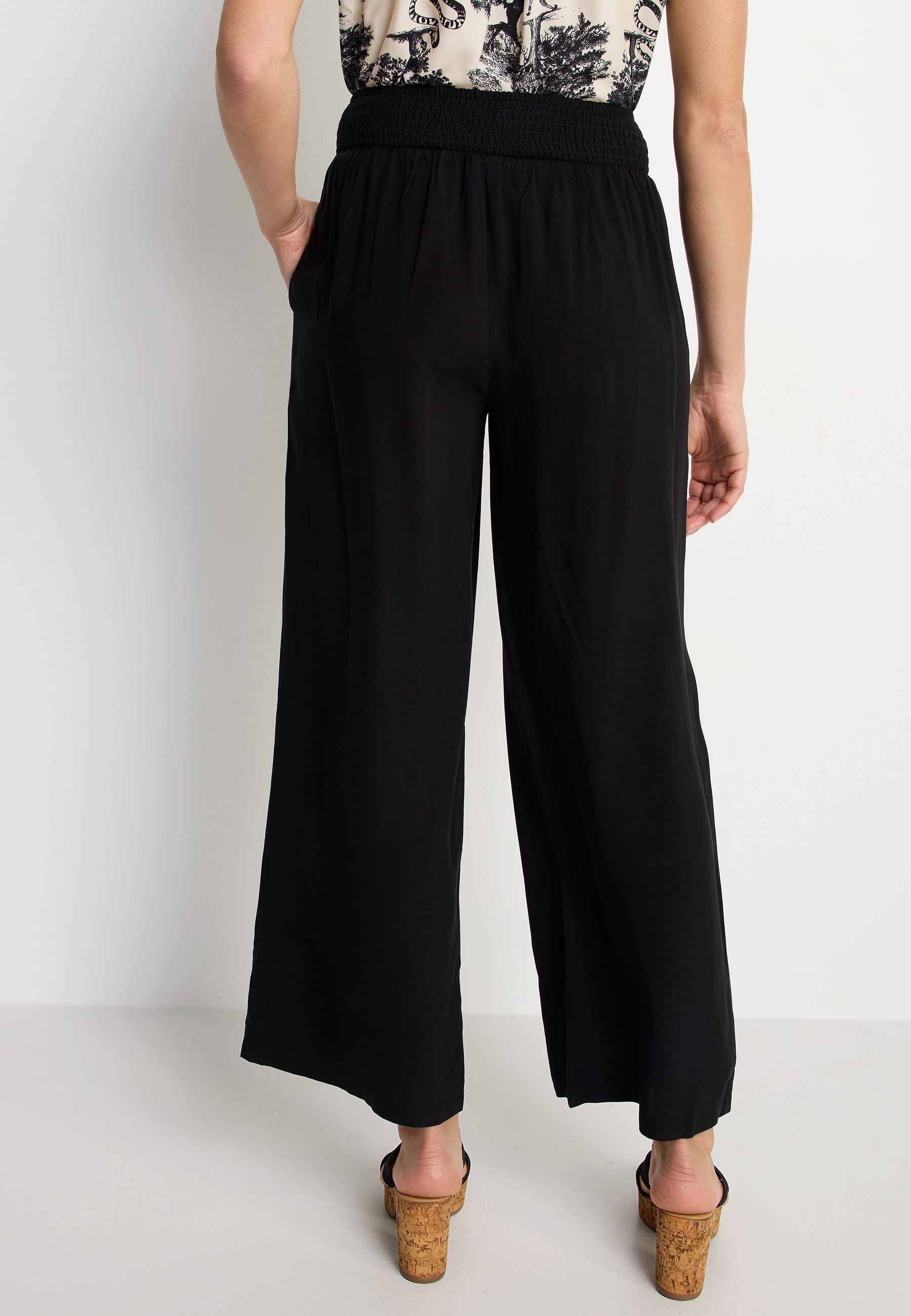 LASCANA Pantalon palazzo  en tissu tissé, pantalon à enfiler, pantalon d'été léger