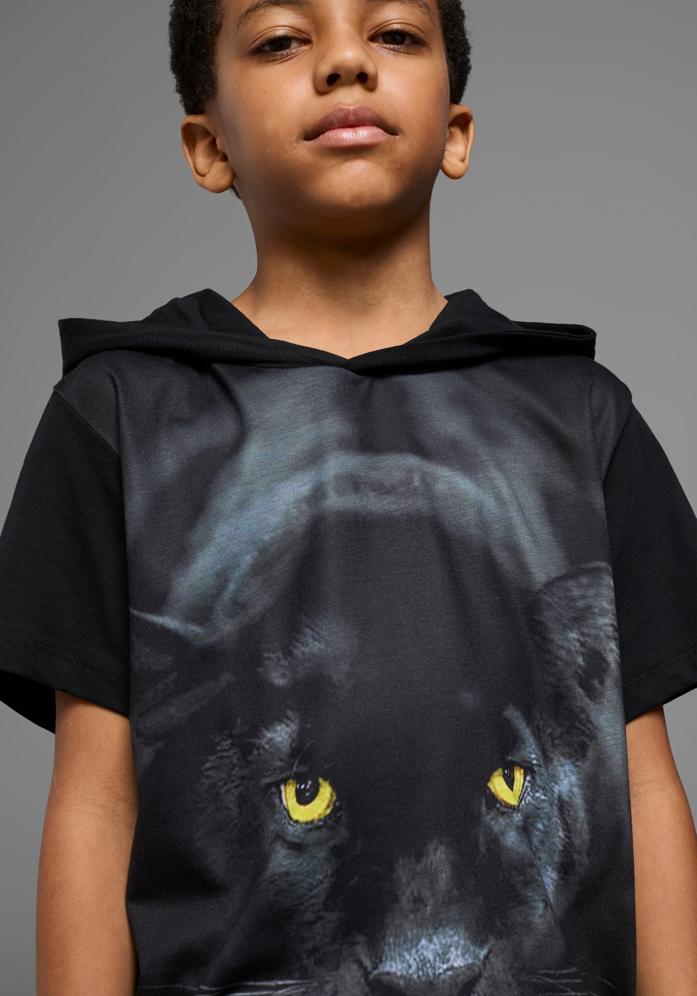 KIDSWORLD T-Shirt », Kapuzen-T-Shirt mit Fotoprint: PANTHER«, Kurzarm, modische Passform, mit stylischem Druck