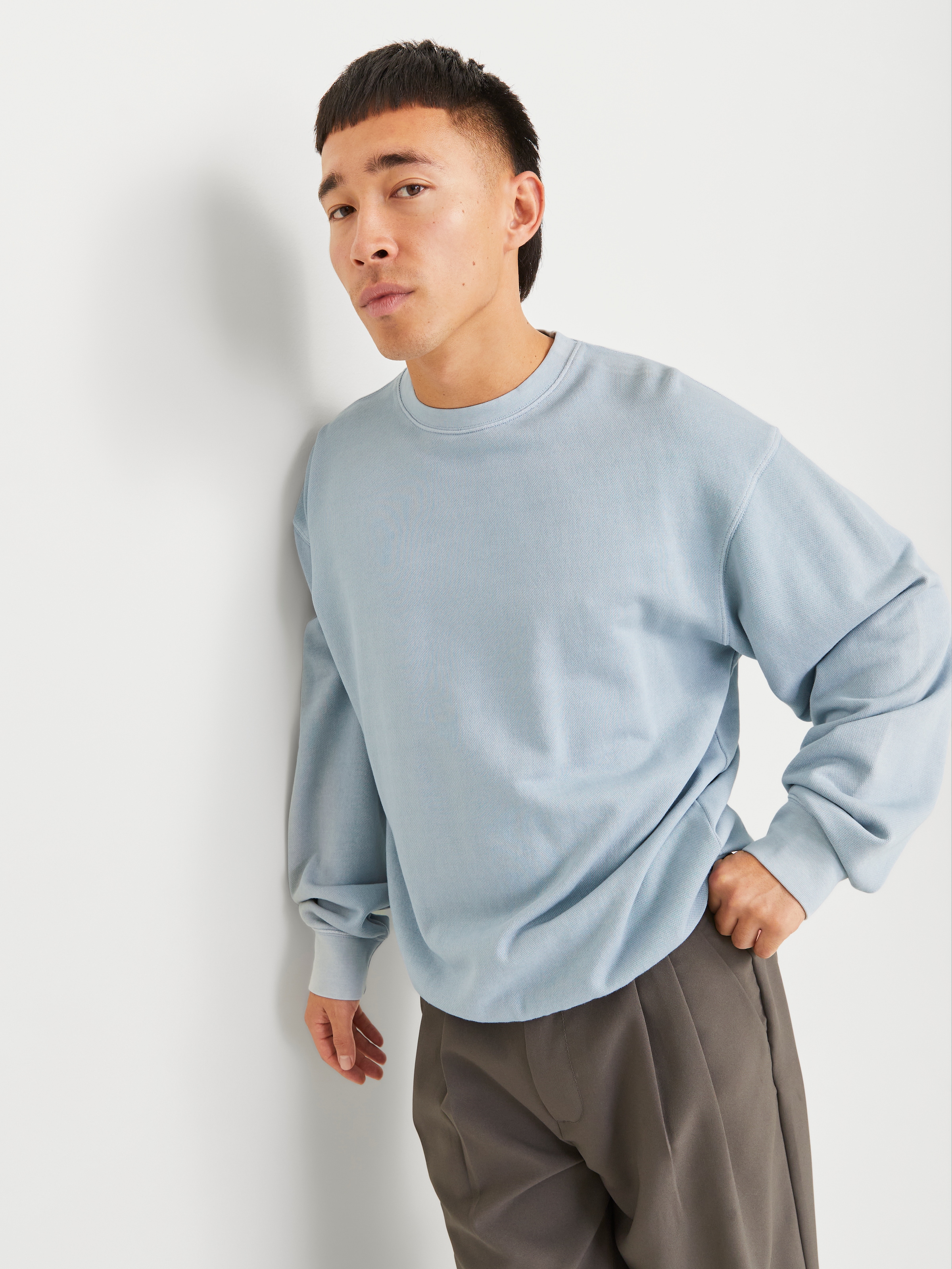Jack & Jones Sweatshirt »JJECHARGE FADED SWEAT CREW NECK NOOS«, mit Rippbündchen