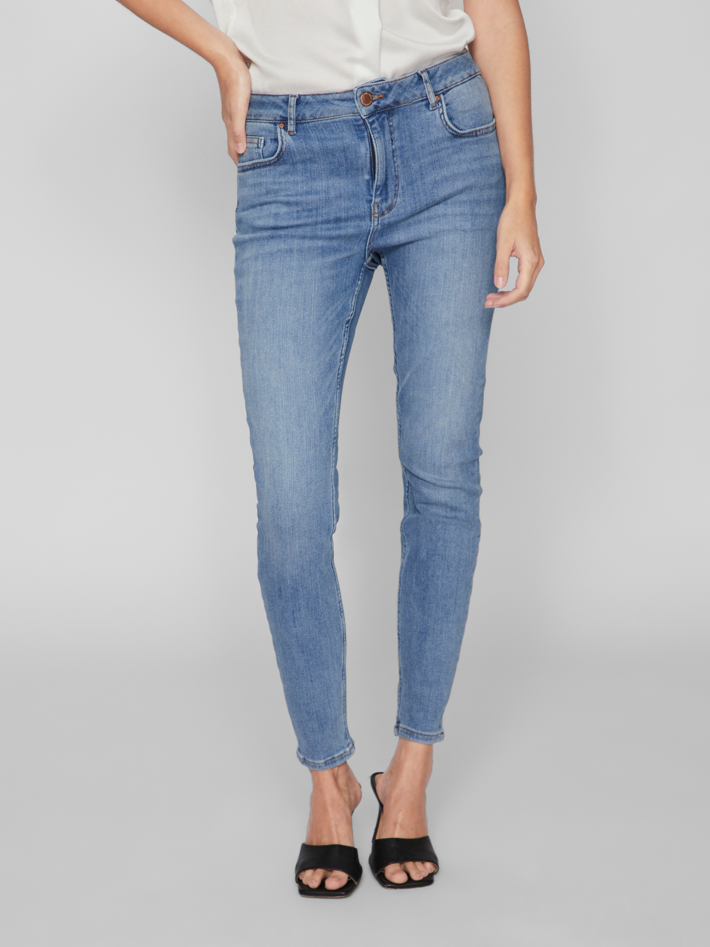 Vila Skinny-fit-Jeans »VISARAH WU05 RW SKINNY JEANS - NOOS«