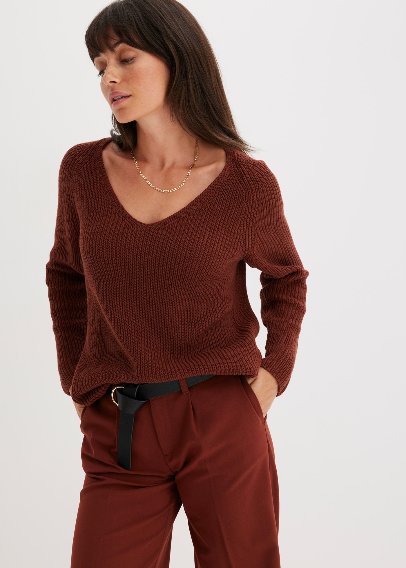 Image of bonprix Strickpullover "Gerippter Pullover aus reiner Baumwolle" aus reiner Baumwolle, mit V-Ausschnitt, unifarben, lässige Passform