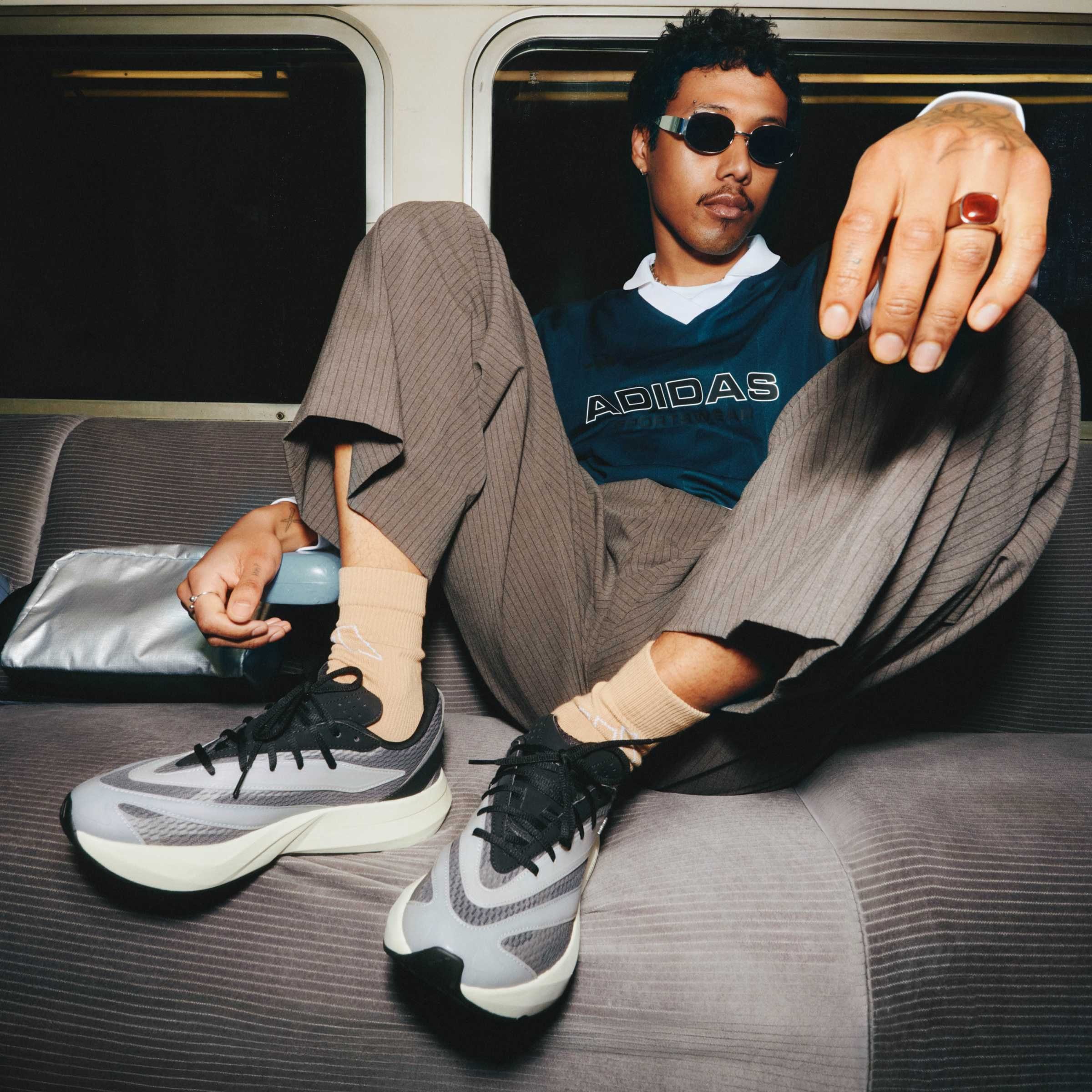 adidas Sportswear Sneaker »LIGHTBLAZE«
