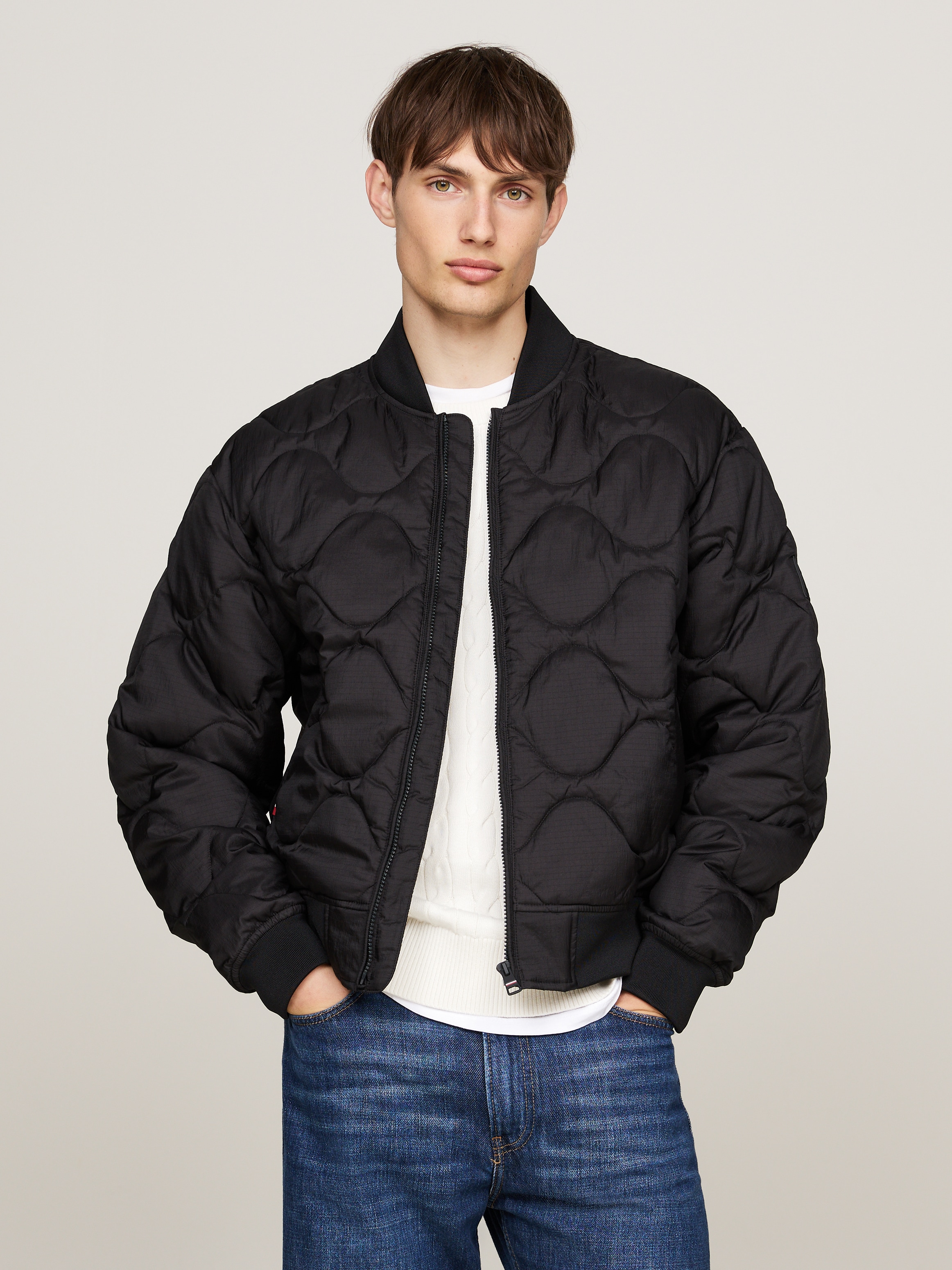 Image of Tommy Hilfiger Steppjacke "ONION QUILTED BOMBER" ohne Kapuze mit Stehkragen, modische Steppung