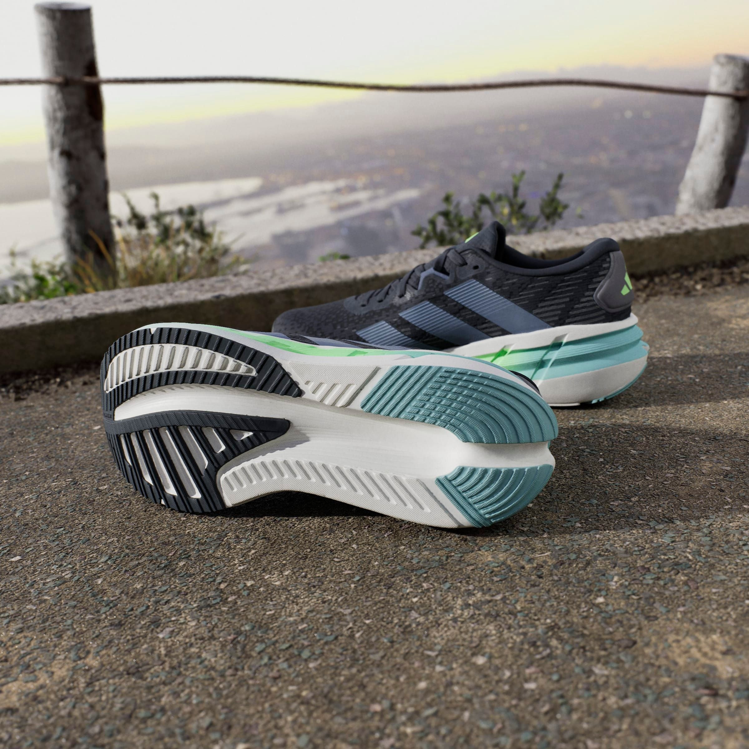 adidas Performance Chaussure de course »ADISTAR 4«