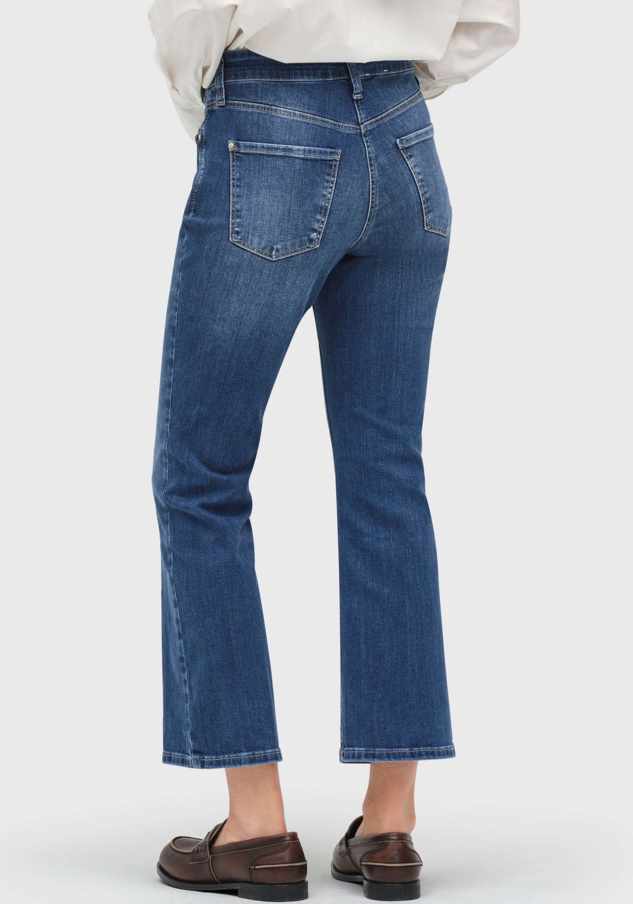 MAC Jeans 3/4 »Dream Kick« ourlet raccourci à la mode et légèrement évasé