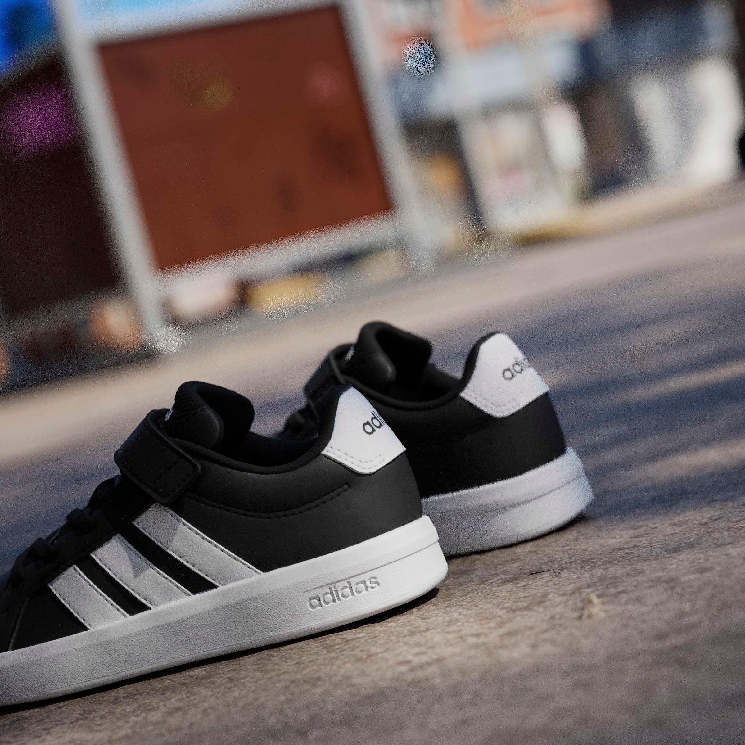 adidas Sportswear Sneakers »GRAND COURT 3.0  FÜR KINDER«  avec fermeture à scratch, pour enfants