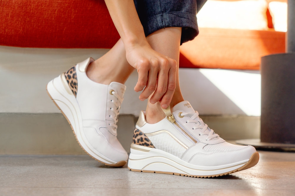 Remonte Baskets compensées  Chaussure de loisir, chaussure basse, à lacets avec fermeture éclair latérale