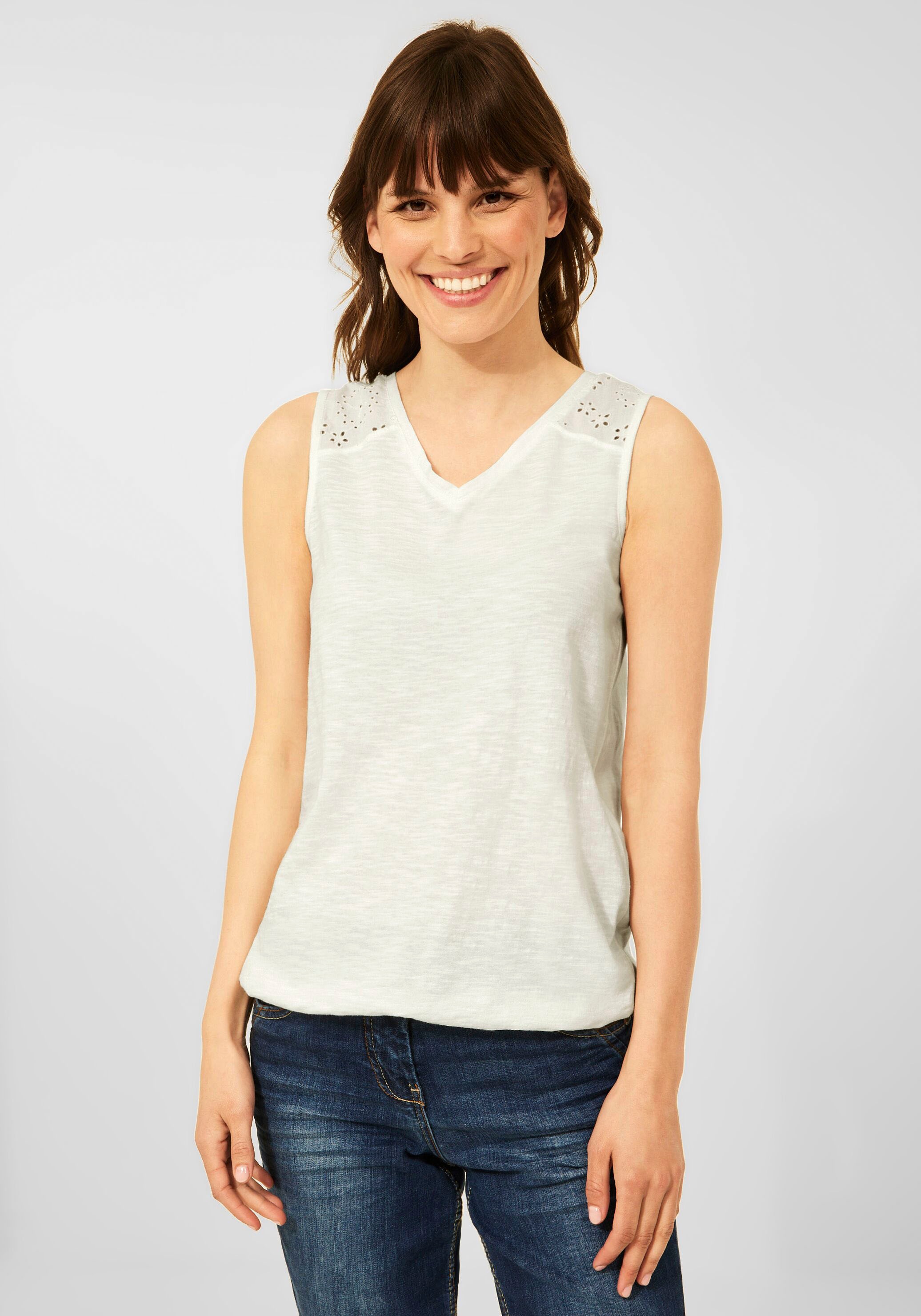 Image of Cecil Tanktop, mit Lochstickereien im Schulterbereich bei Ackermann Versand Schweiz