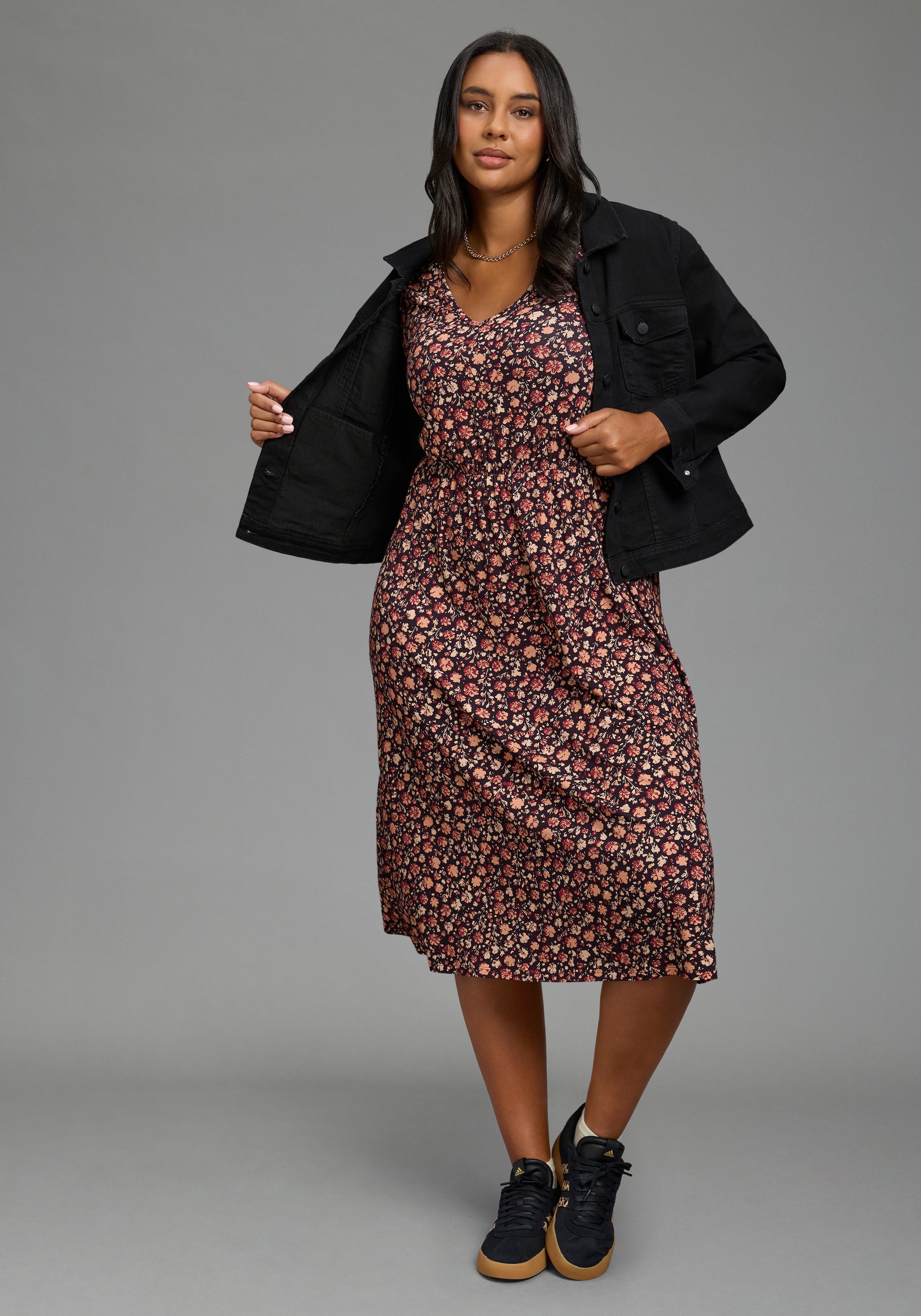 Laura Scott CURVE Robe midi »Grosse Grössen« en mélange de viscose élastique, coupe ajustée