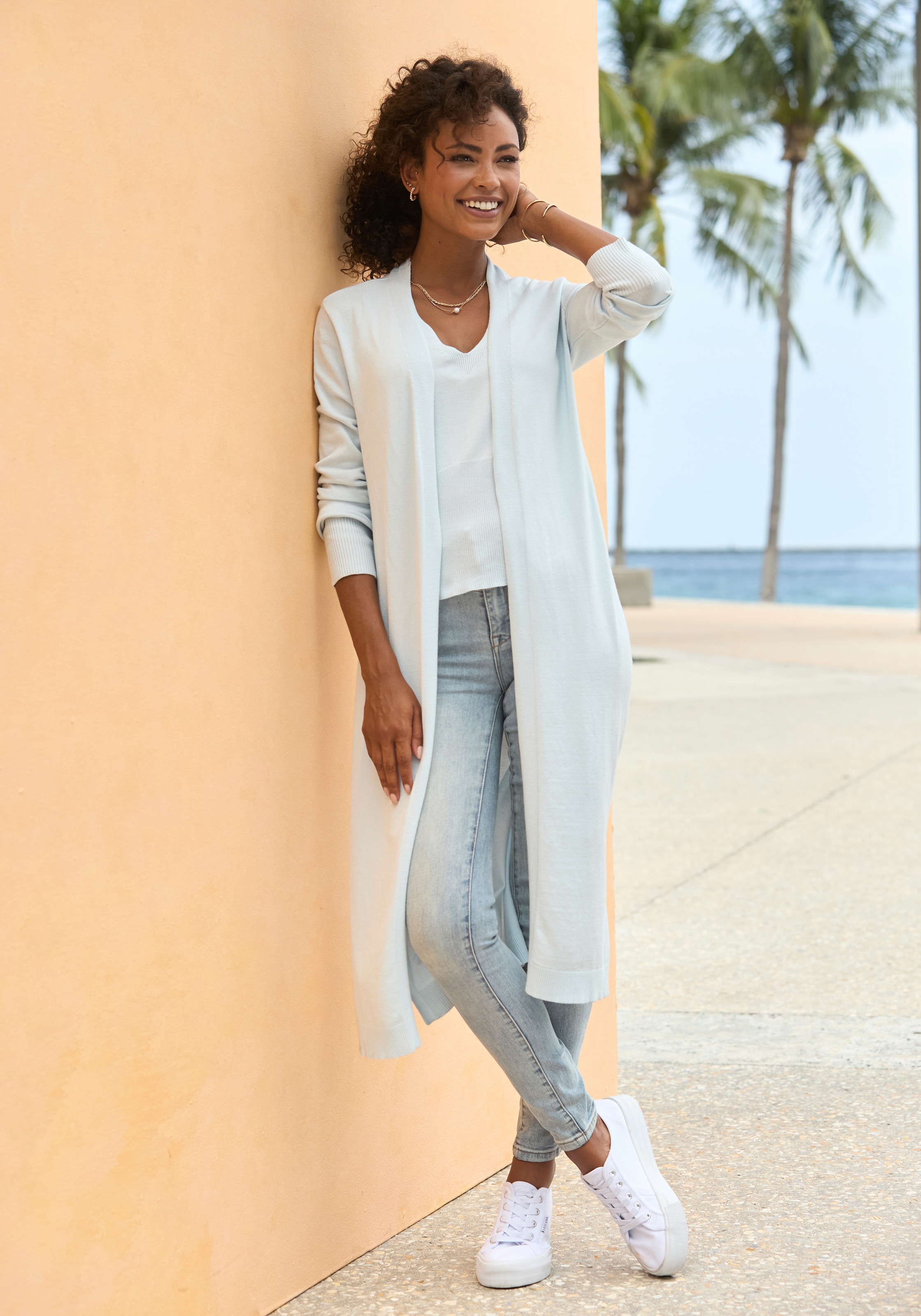 LASCANA Cardigan mit seitlichen Schlitzen, Longstrickjacke aus weichem Rippstrick