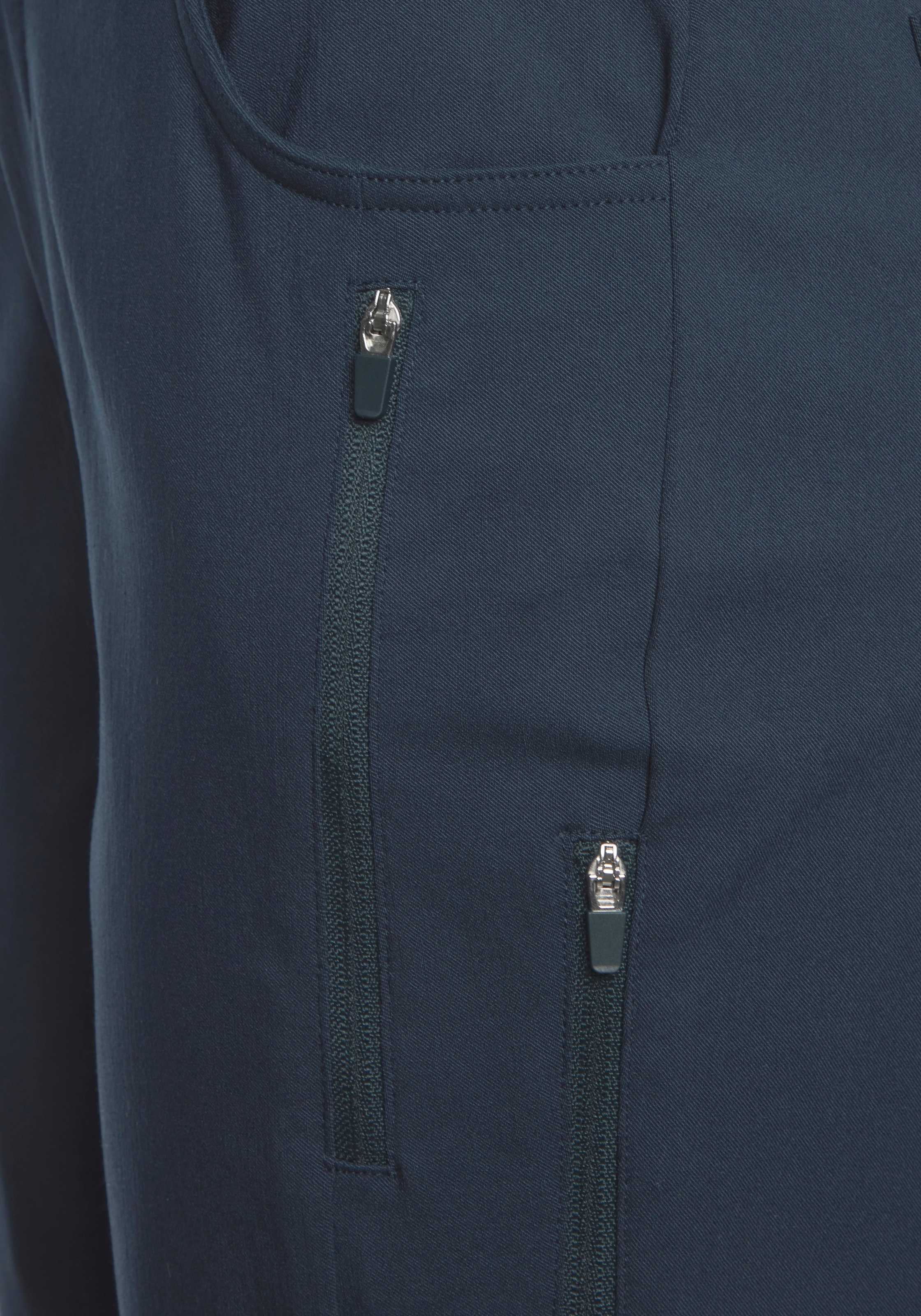LASCANA ACTIVE Pantalon de trekking »Slim fit«  innen weich angeraut