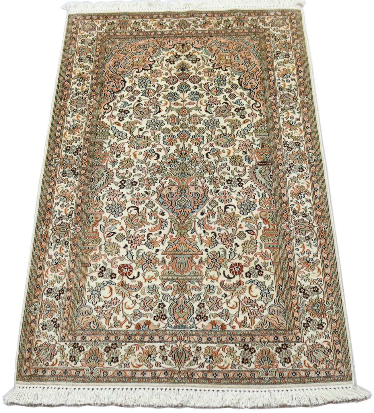 Image of morgenland Seidenteppich »Kaschmir Seide Medaillon Beige 158 x 96 cm«, rechteckig, 0,4 mm Höhe, Unikat mit Zertifikat bei Ackermann Versand Schweiz