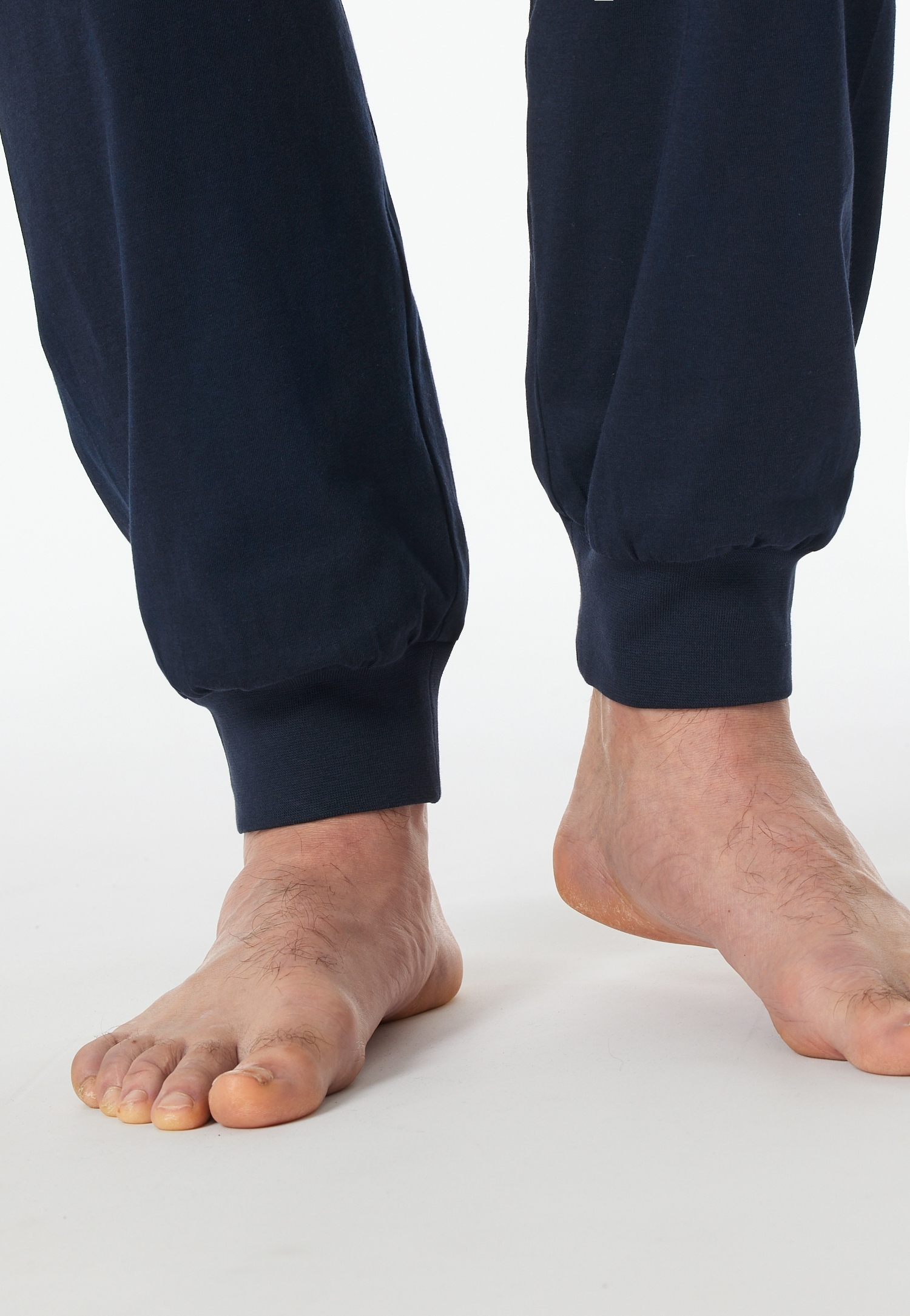 Schiesser Pyjama »Comfort Essentials«, (2 tlg.), V-Ausschnitt, Brusttasche, Baumwolle, Langarm