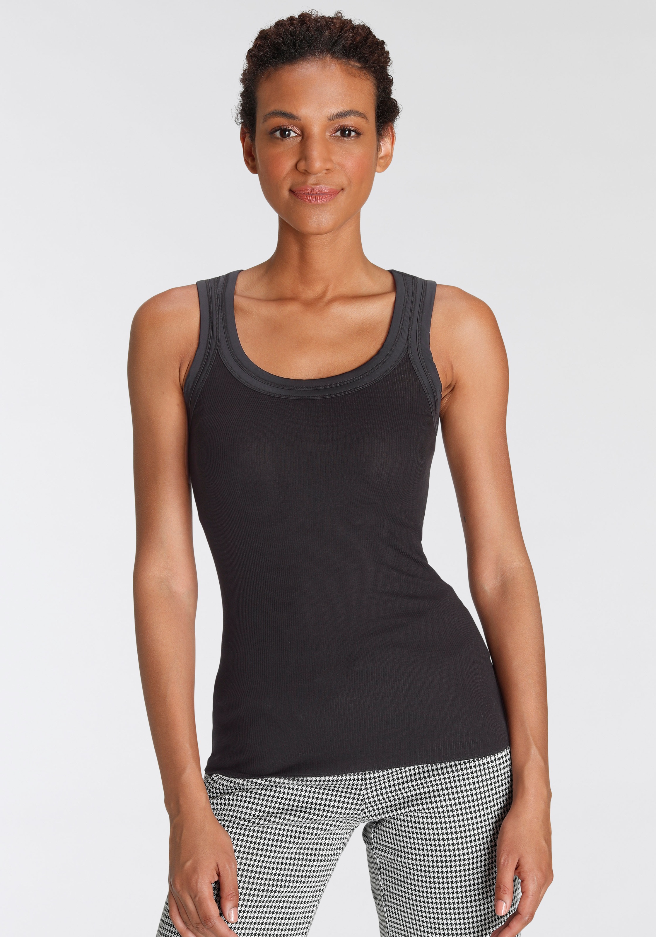 Image of Bruno Banani Ripptanktop, leicht glänzender Einfass NEUE KOLLEKTION bei Ackermann Versand Schweiz