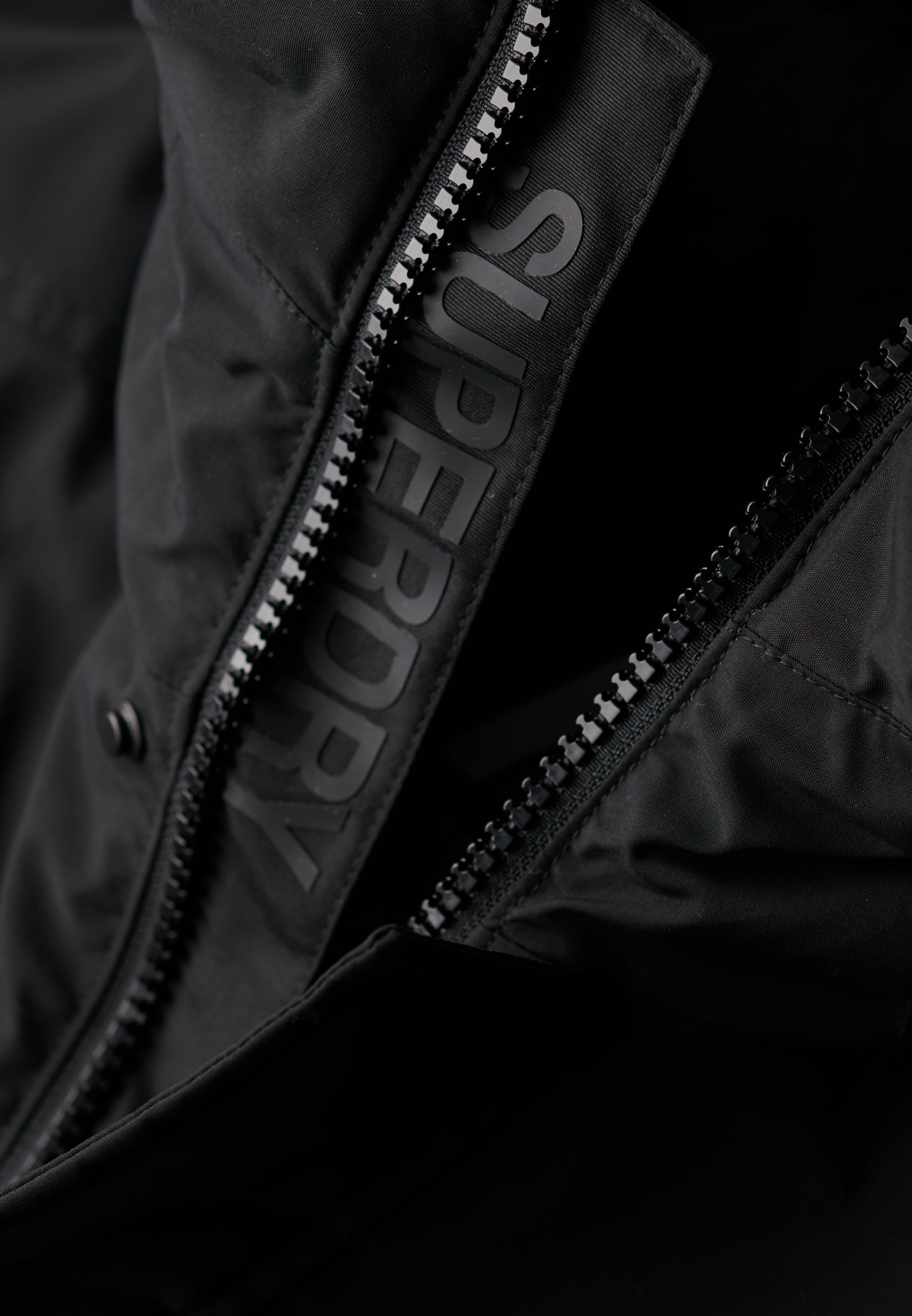 Superdry Veste bomber »CITY PADDED BOMBER JACKET« sans capuche Materialmix, regular fit