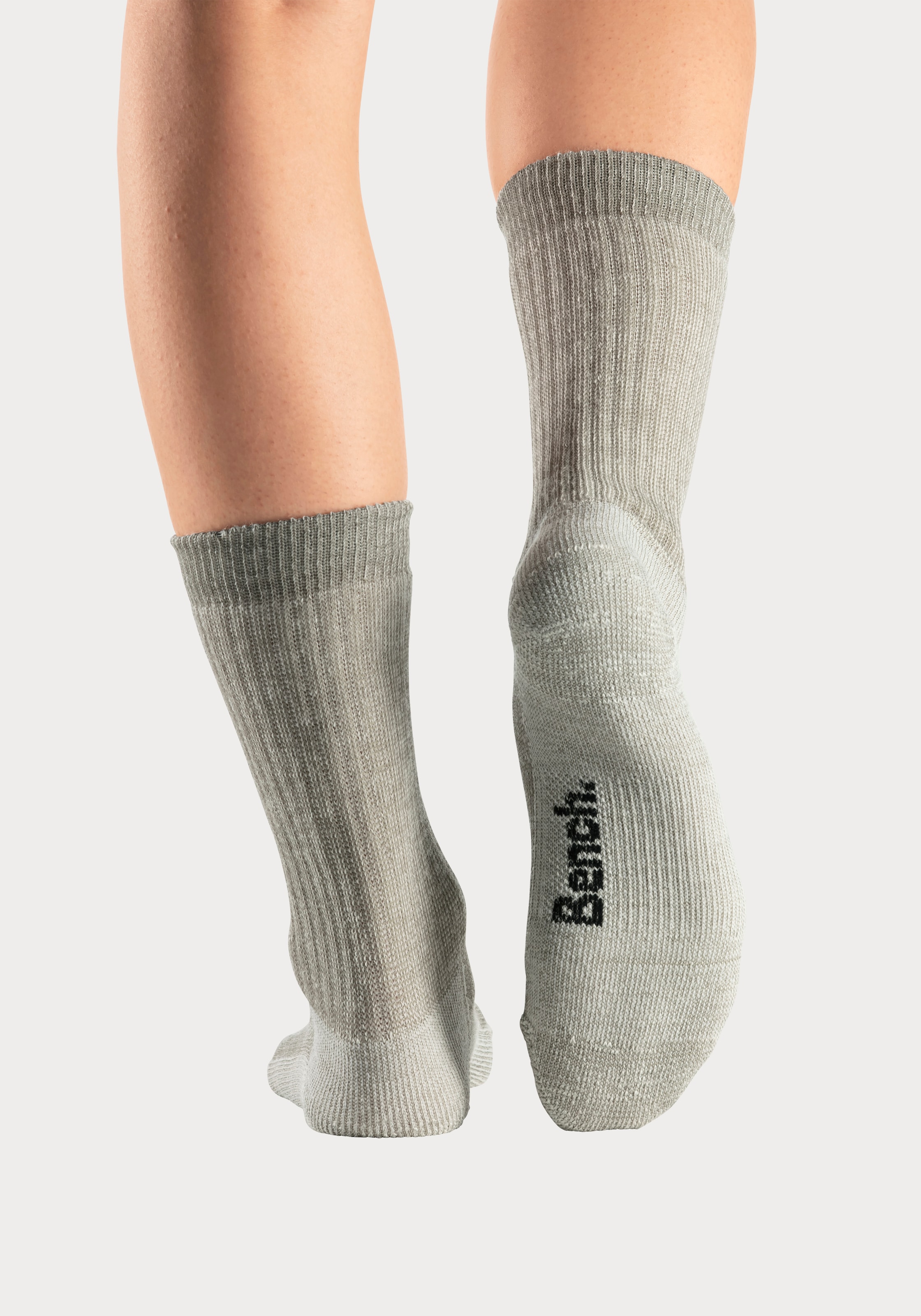 Bench. Wandersocken, (Packung, 2 Paar), Wollsocken aus flauschigem Material mit 65% Wolle