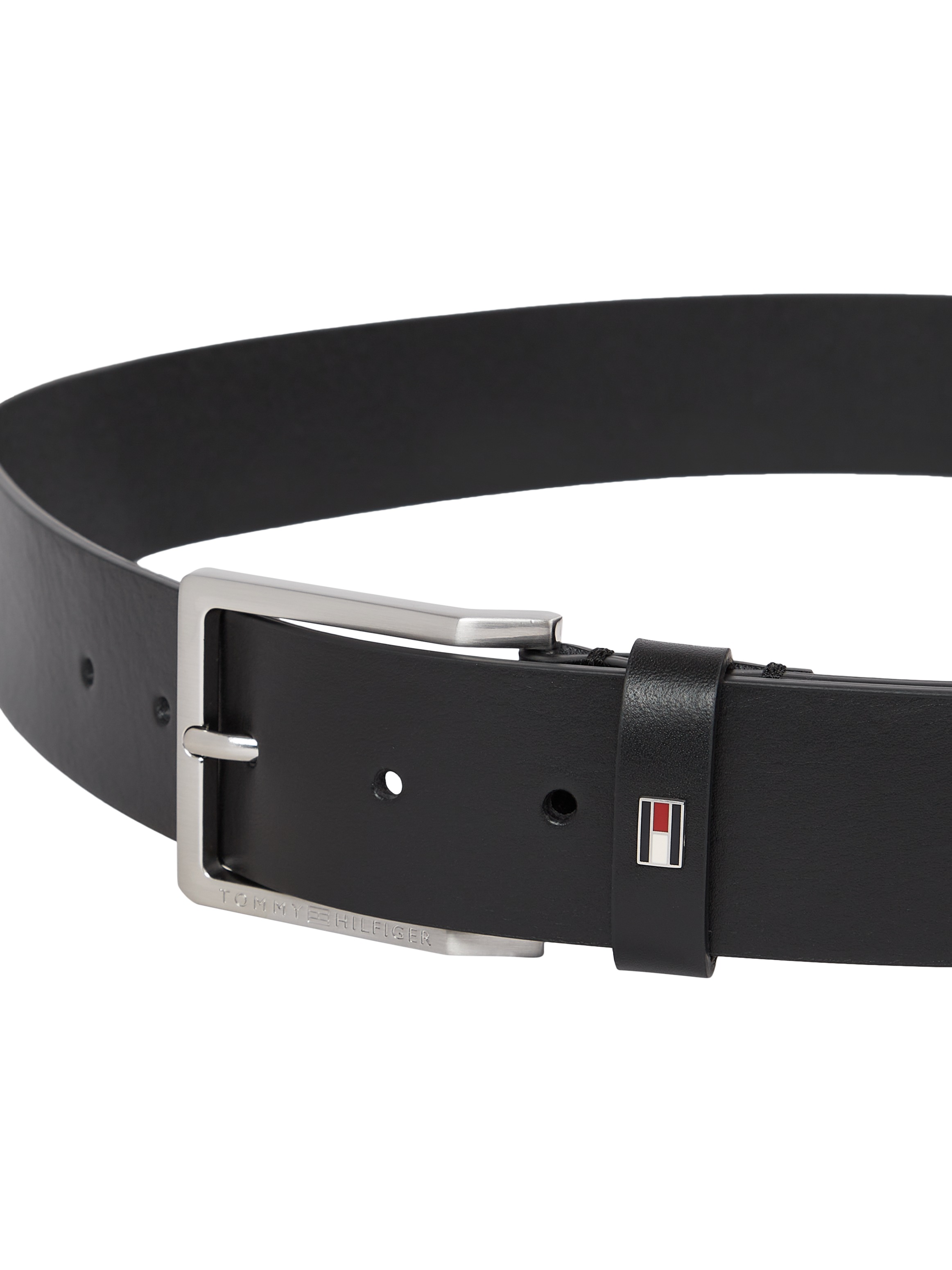 Tommy Hilfiger Ledergürtel »OLIVER 4.0«, Grössenverstellbar, Markenlogoemblem aus Metall
