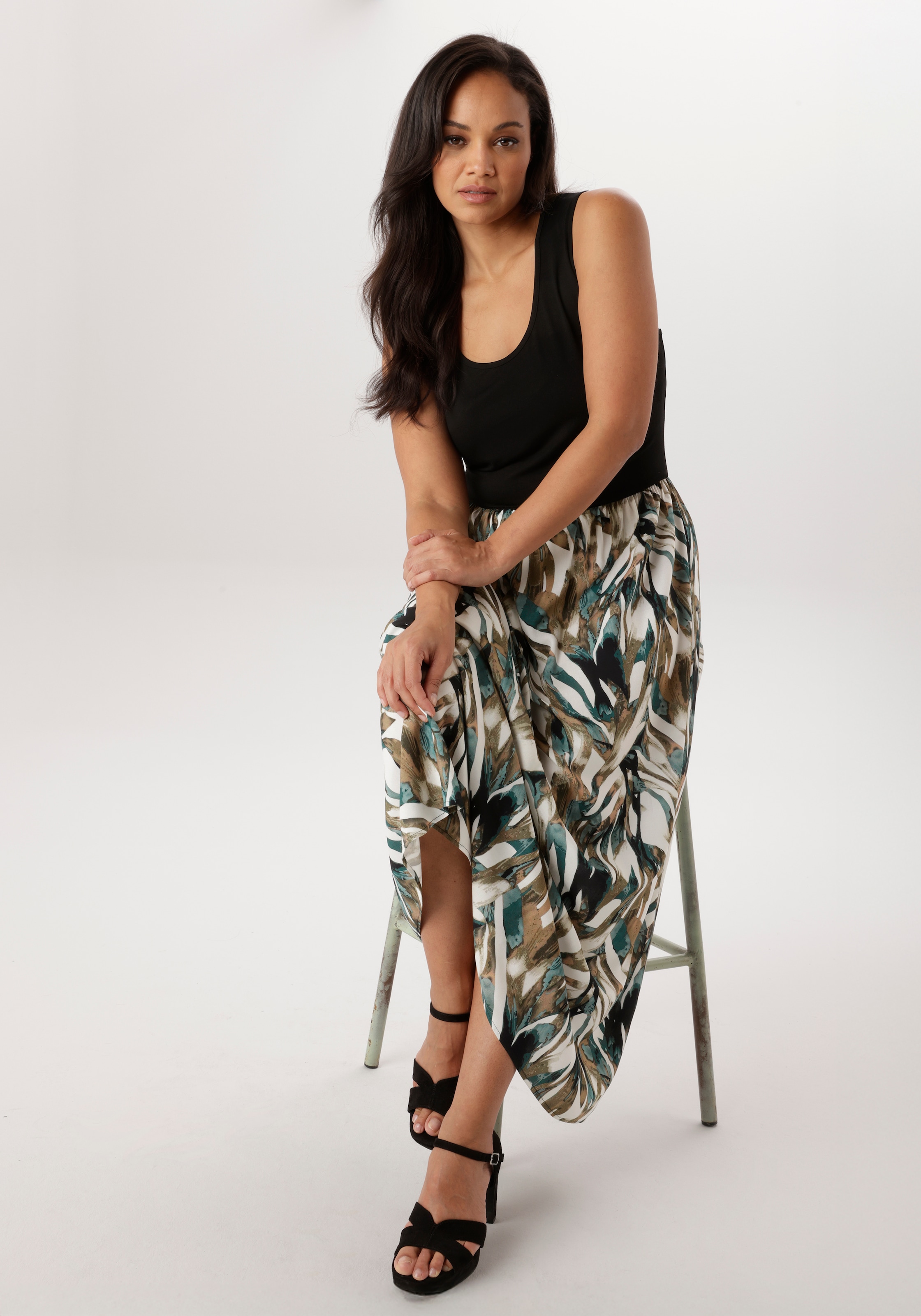 Aniston PLUS Robe en jersey en look 2-en-1