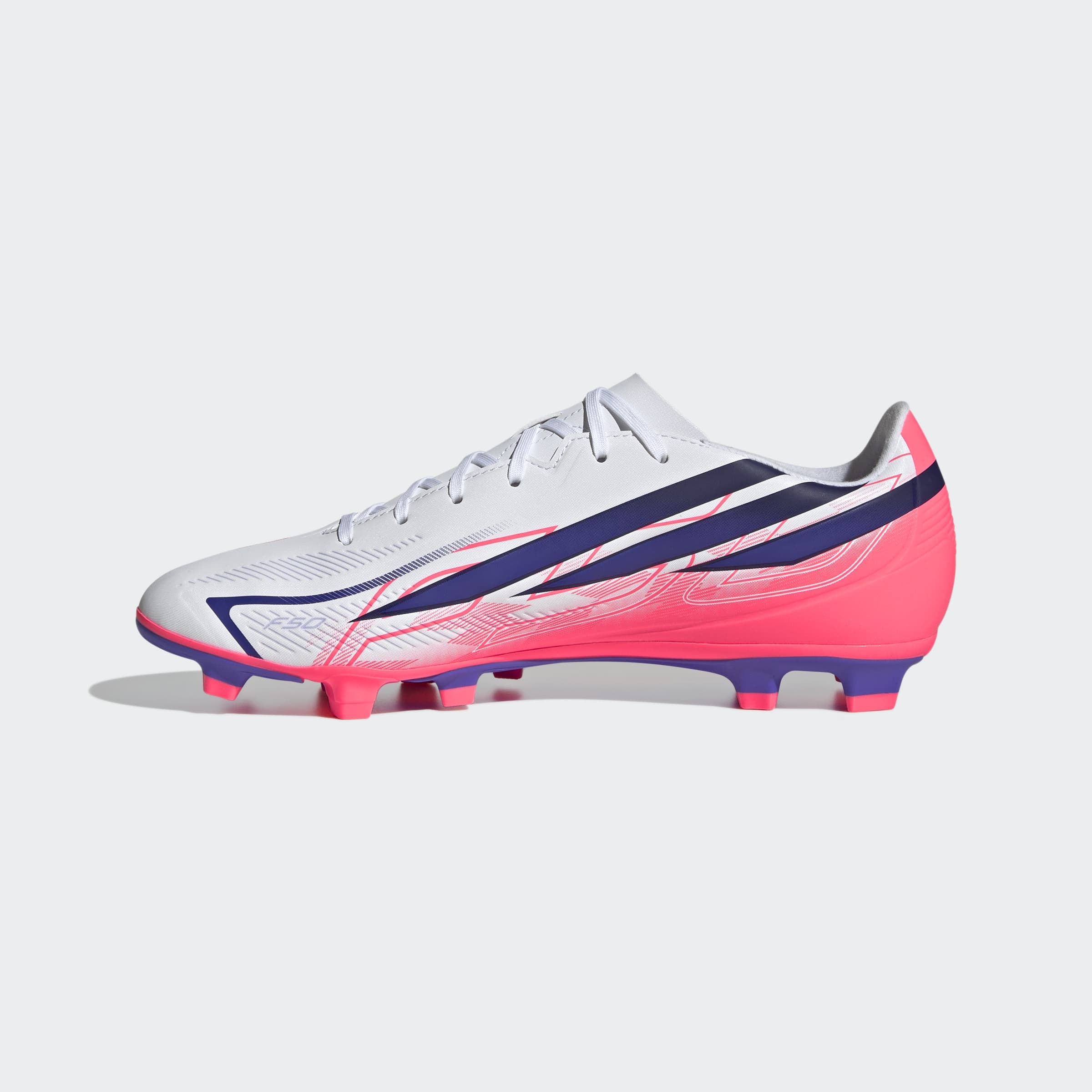 adidas Performance Chaussure de football »F50 HYPERFAST CLUB , FESTE BÖDEN/GEMISCHTE BÖDEN«  adapté à de nombreux types de sols