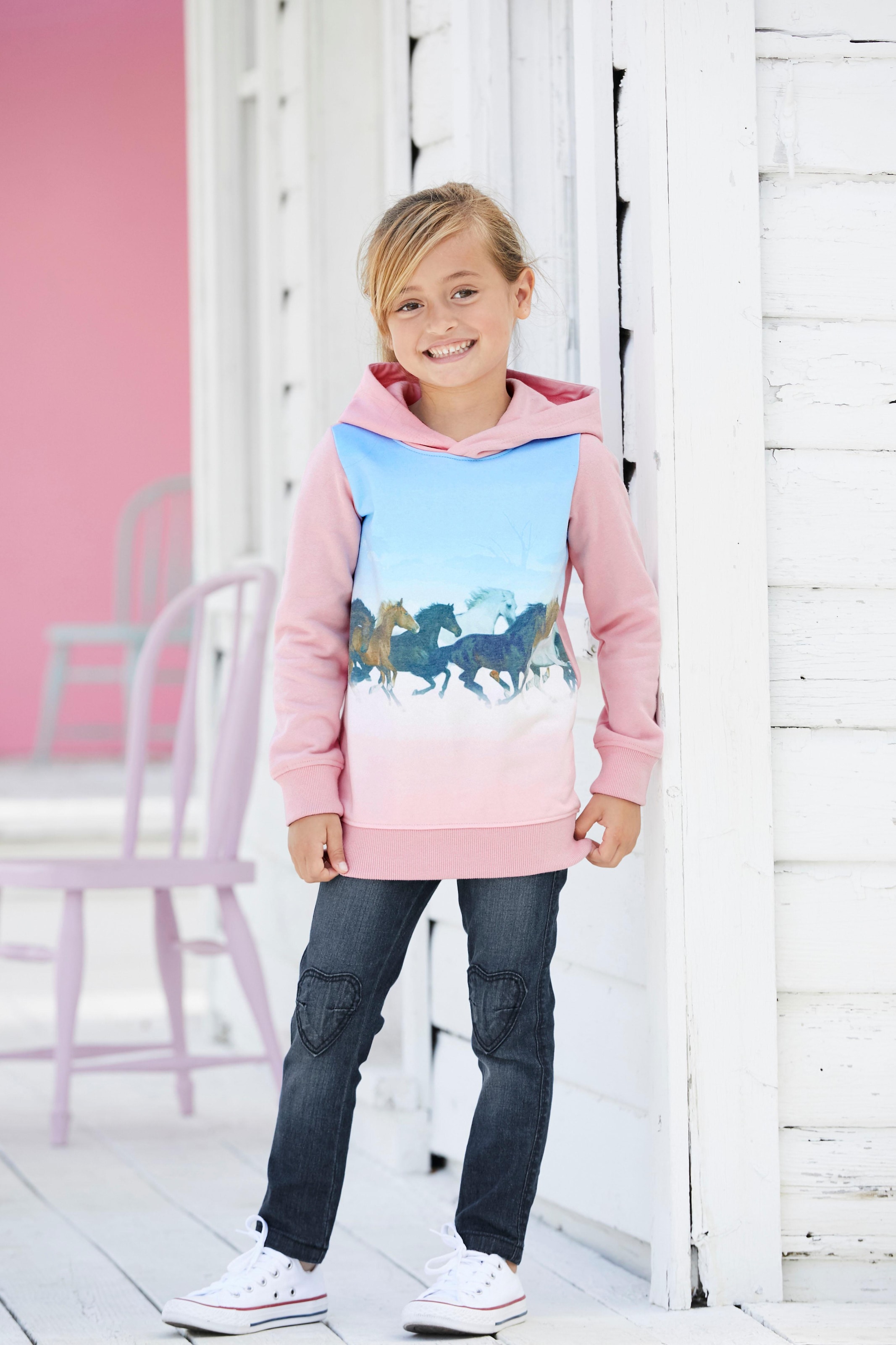 KIDSWORLD Longsweatshirt »für kleine Mädchen«, reduziert! mit Pferdedruck