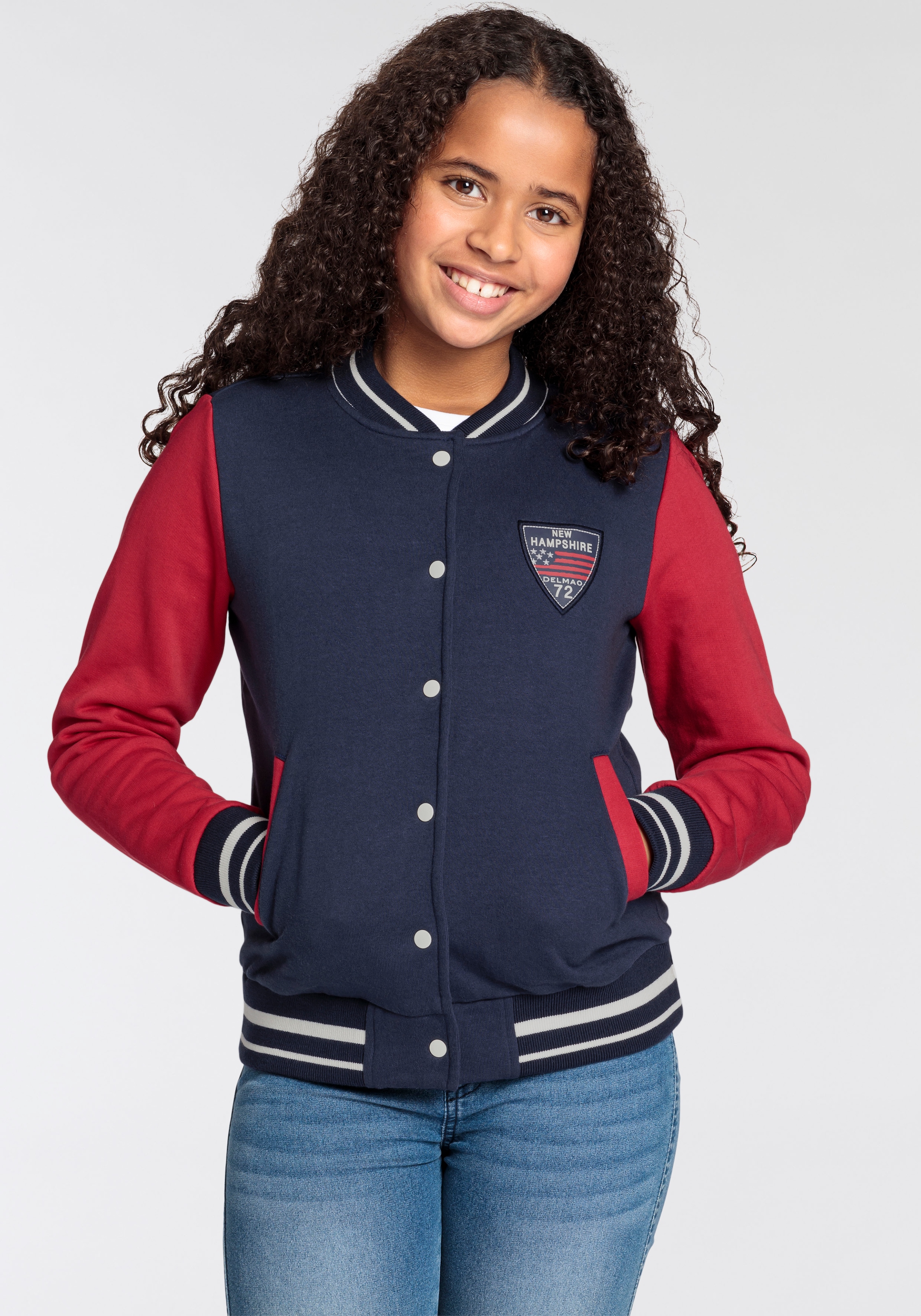 Image of DELMAO Sweatjacke "für Mädchen", im College-Style
