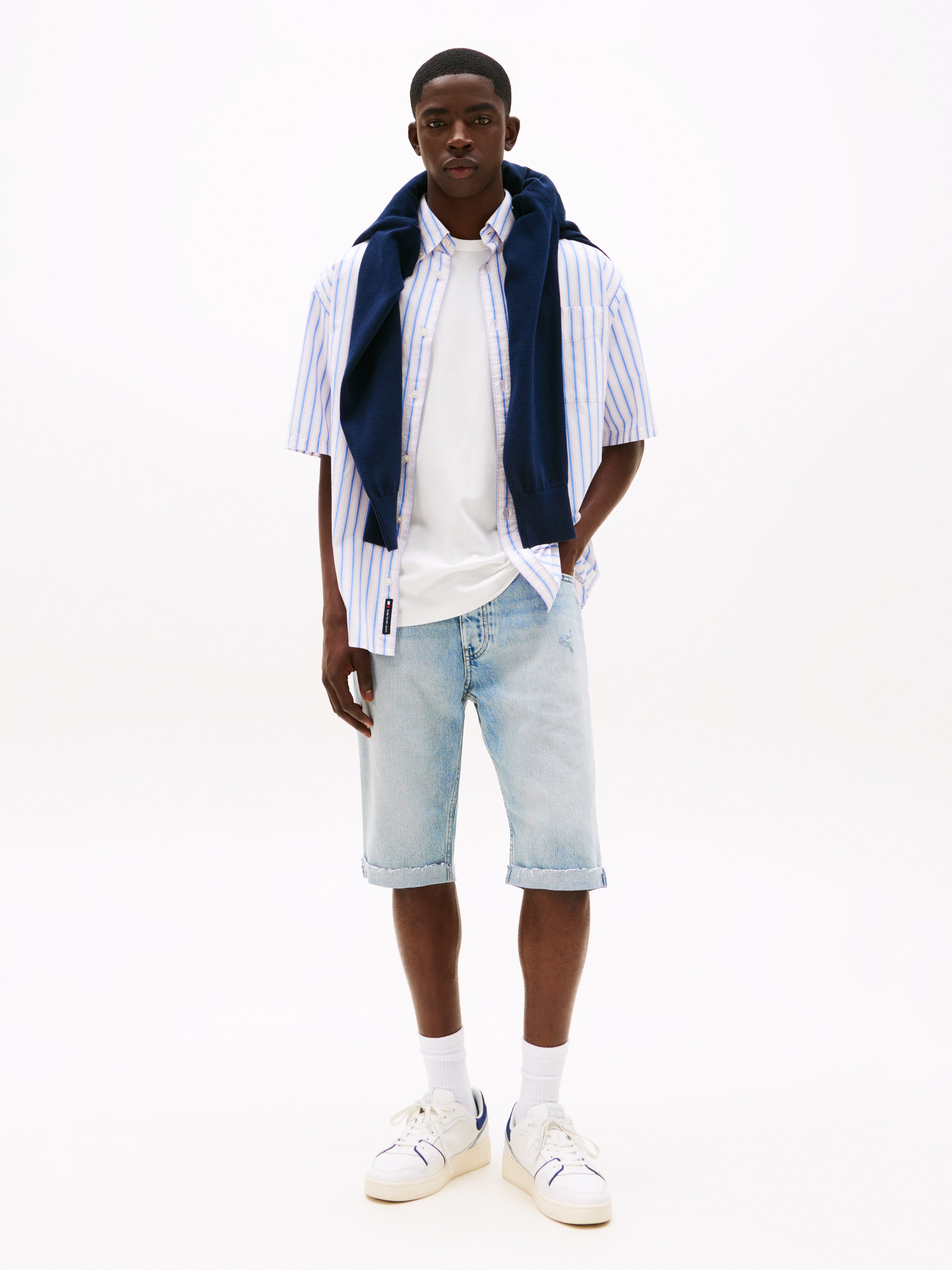 Tommy Jeans Jeansshorts »RYAN SHORT CBF« Mit Gürtelschlaufen