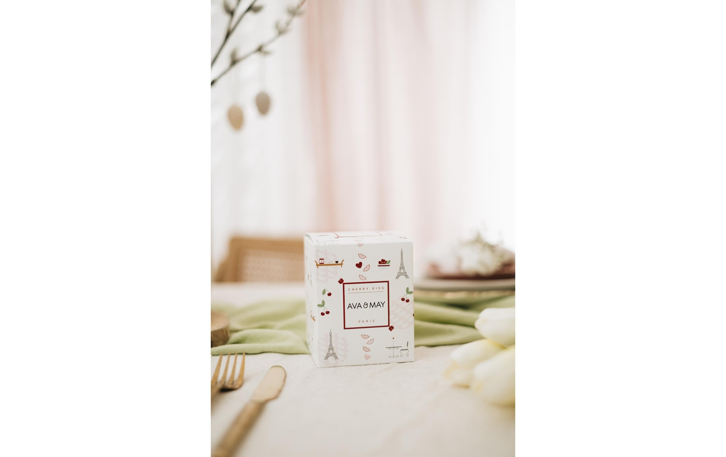 AVA & MAY Duftkerze »Cherry Kiss 180 g«