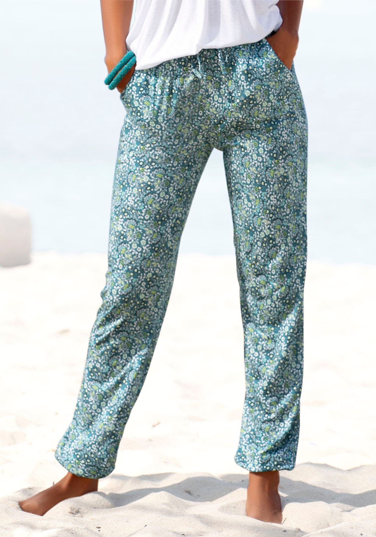 Image of Vivance Jerseyhose "aus bequemer Viskose" Blümchendruck, elastischer Bund, Strandhose, Sommerhose, Schlupfhose