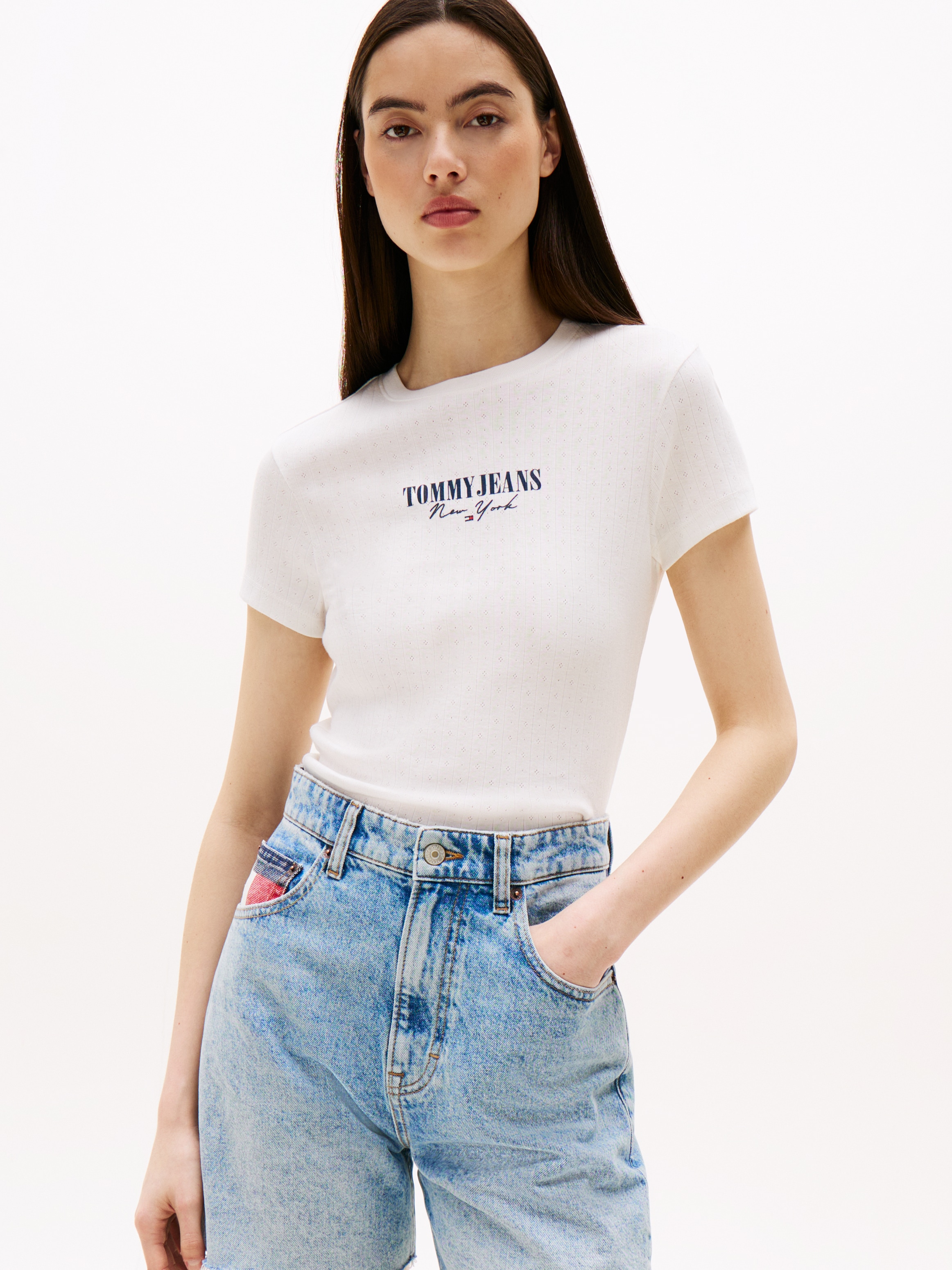 Image of Tommy Jeans Kurzarmshirt "TJW SLIM LOGO 2 POINTELLE TEE"