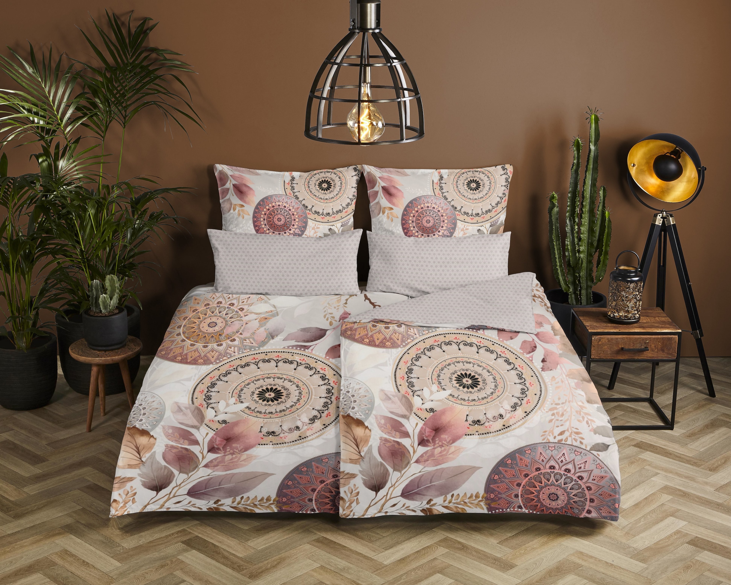hip Wendebettwäsche »Afina«, Mako-Satin, Reissverschluss, Wendeoptik, Mandala, Neutral, Grau