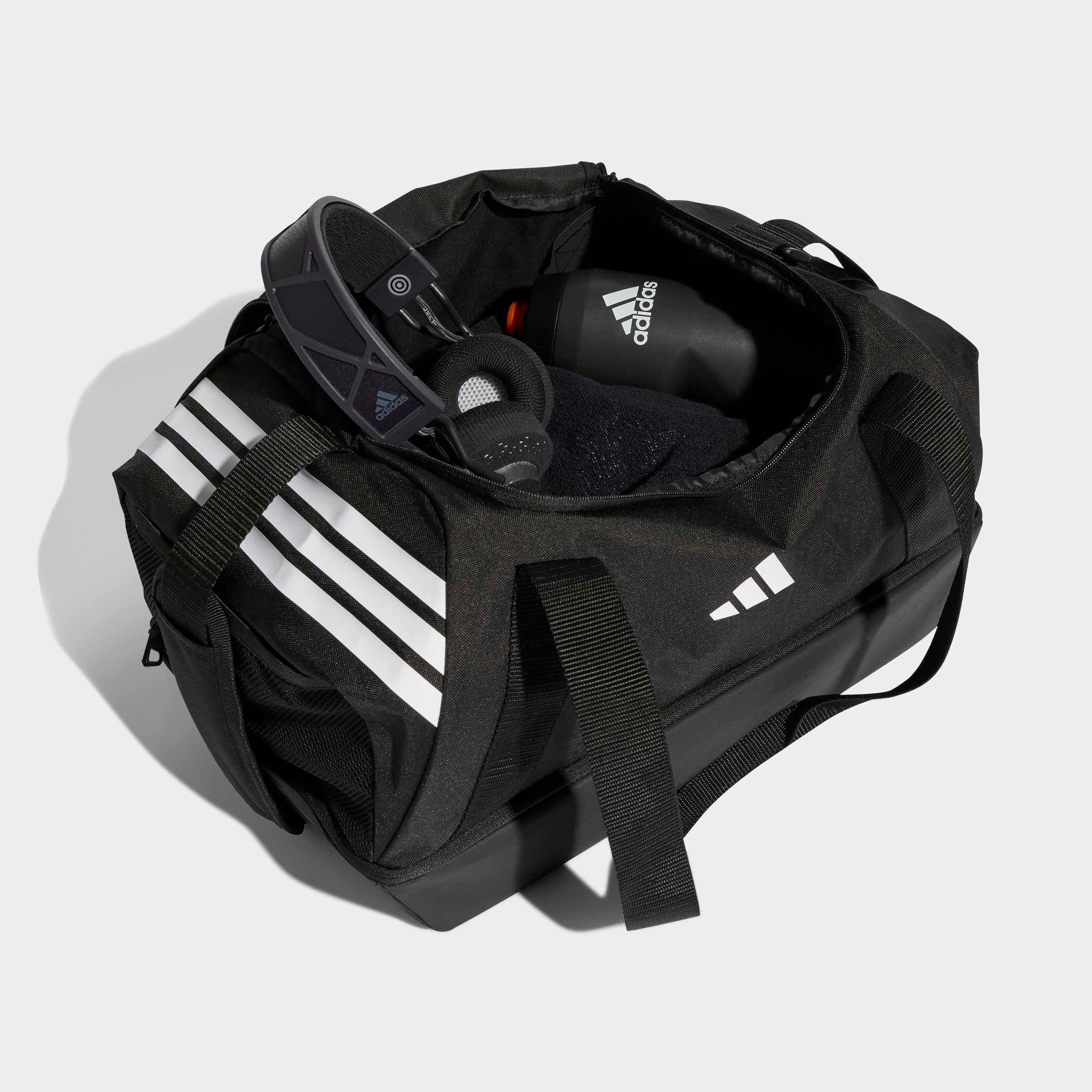 adidas Performance Sac de sport »TIRO DUFFLEBAG S MIT BODENFACH«