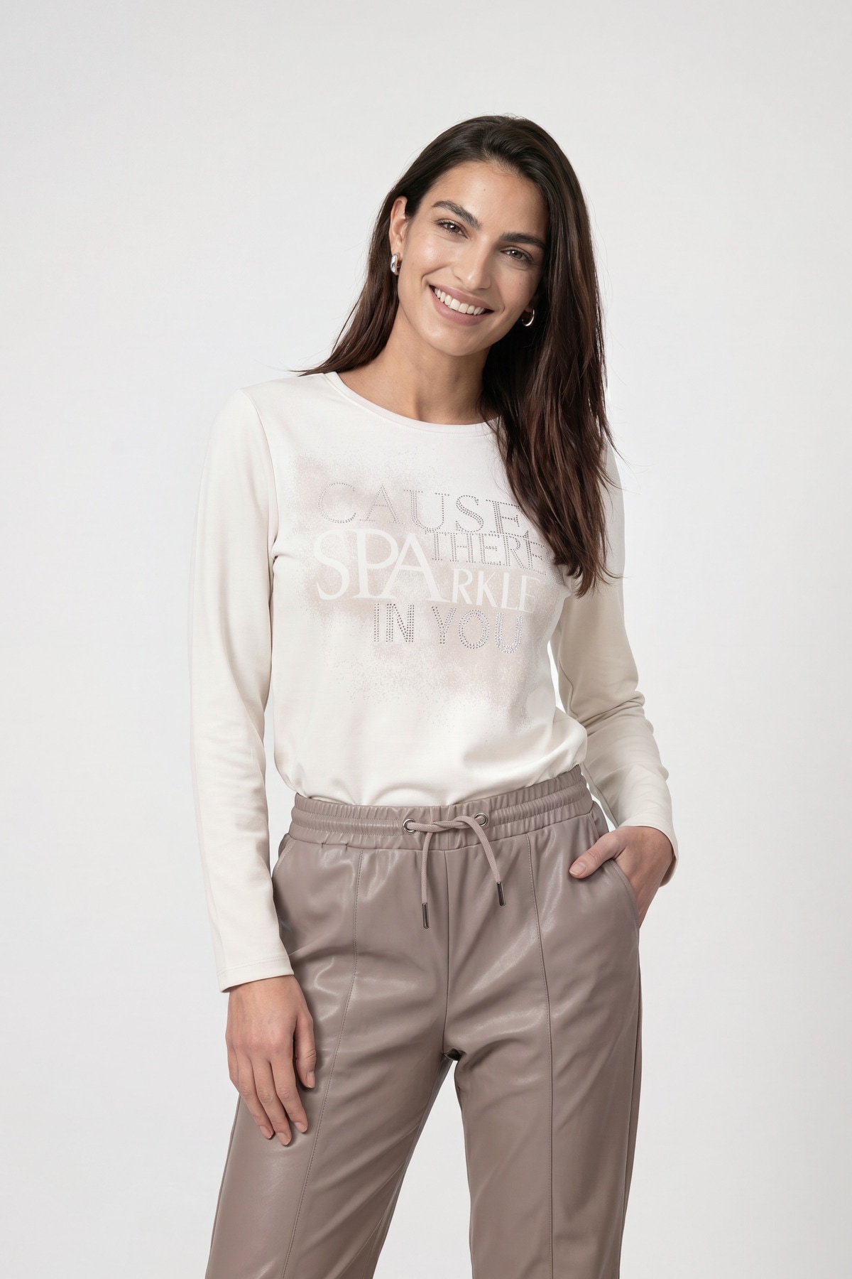 Monari Sweat-shirt »Sweatshirt Schmuck Schrift«, Coupe régulière avec col rond
