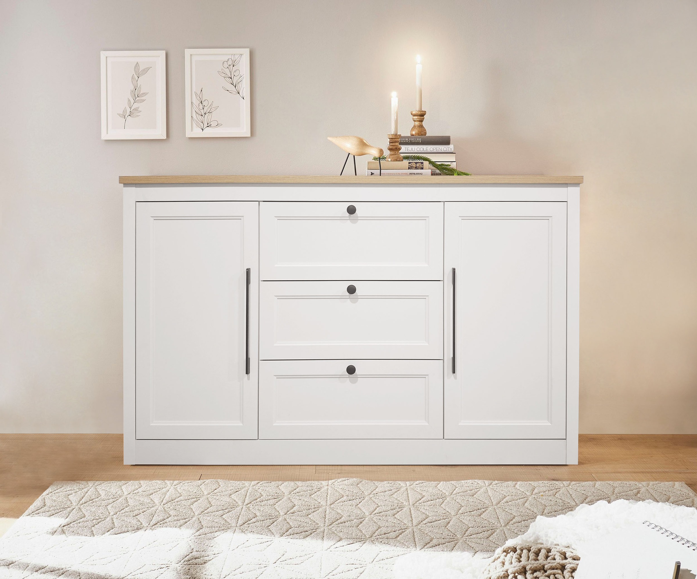 Image of GOODproduct Sideboard "Ismund" aus MDF, mit Holz-Zierleiste, schwarzen Metallgriffen, Höhe 93 cm