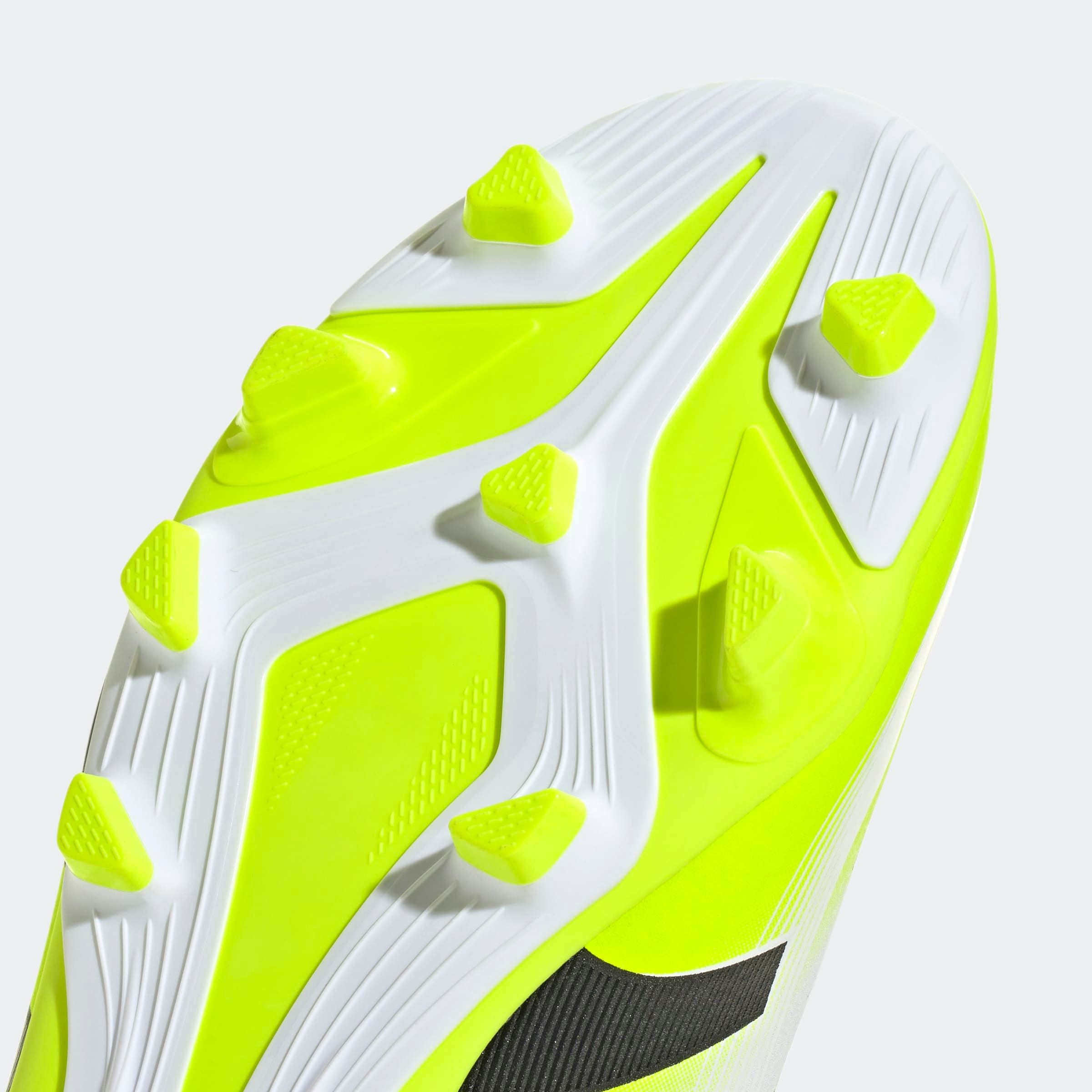 adidas Performance Fussballschuh »PREDATOR CLUB KIDS FG/MG«, geeignet für Rasen- und Kunstrasenplätze