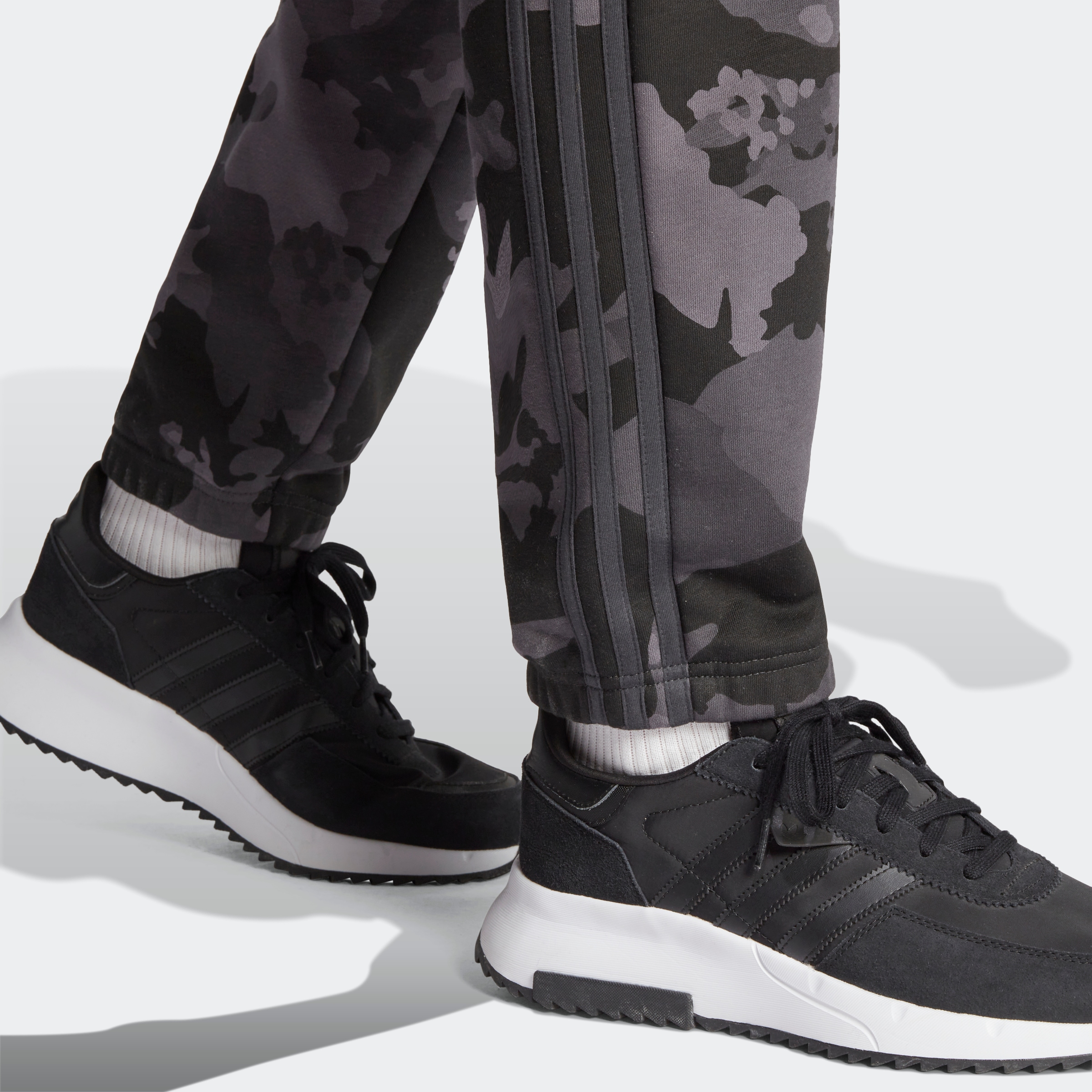 adidas Originals Sporthose »GRAPHICS CAMO«, (1 tlg.)