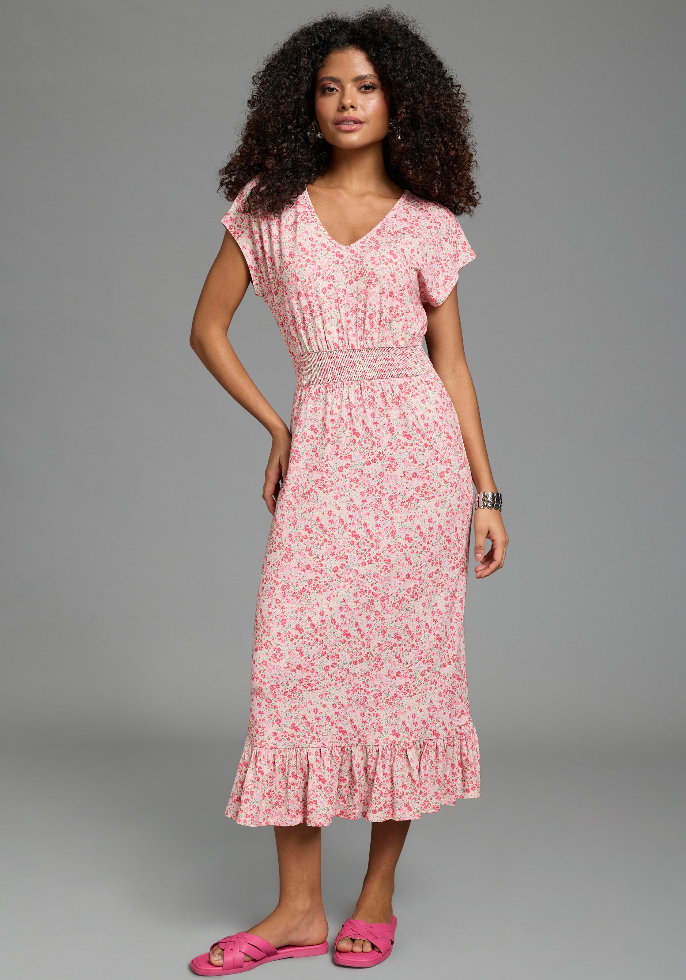 Laura Scott Sommerkleid femininer Stil, für entspannte Tage, aus elastischer Shirtware