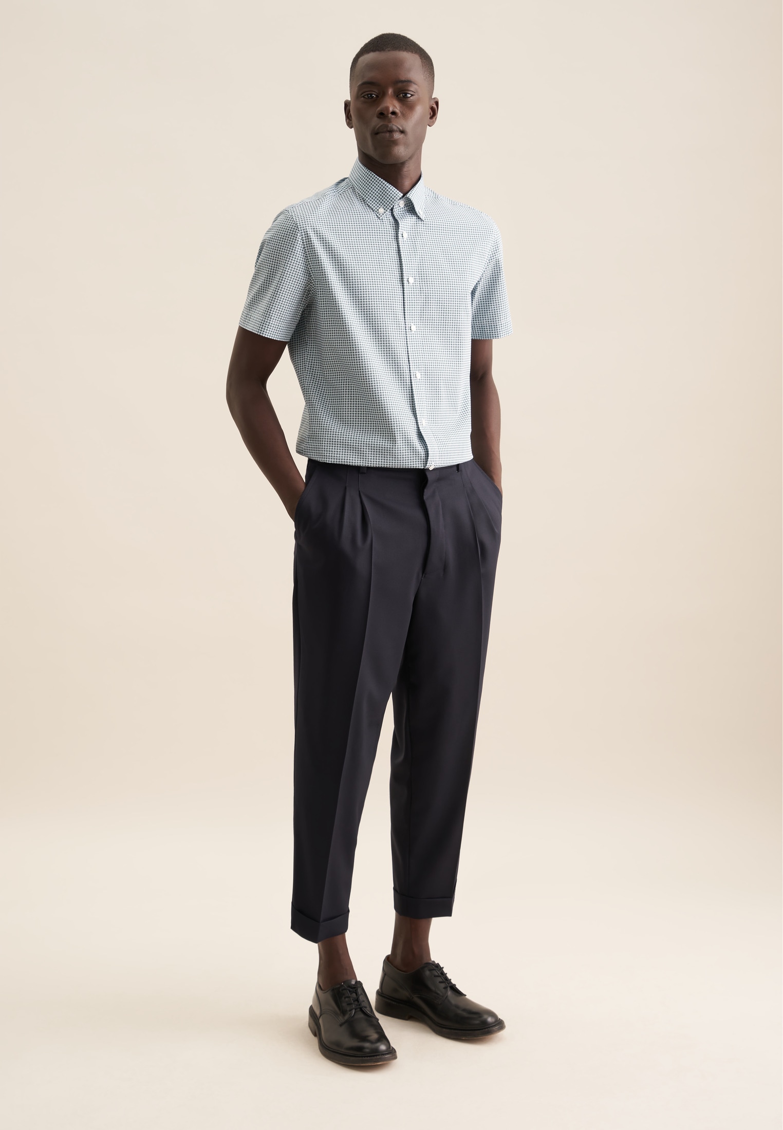 seidensticker Businesshemd »Shaped«, Shaped Kurzarm Button-Down-Kragen Druck