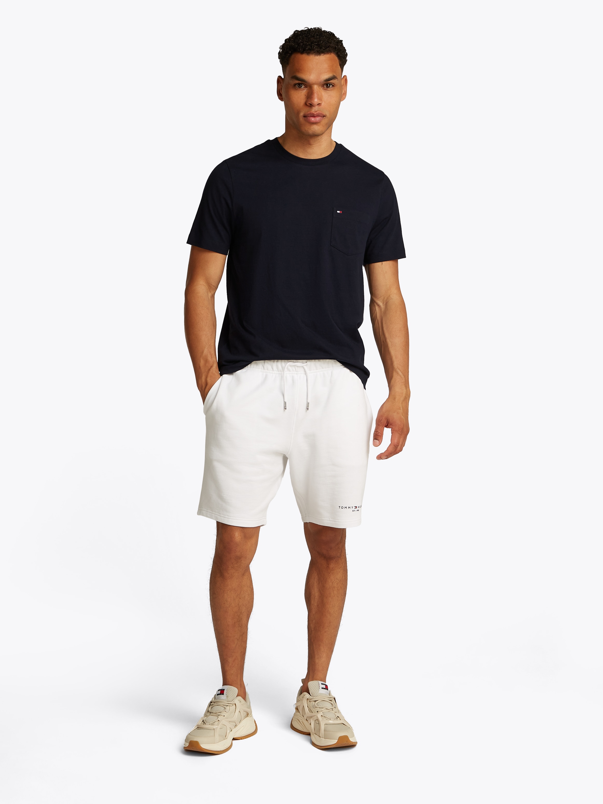 Tommy Hilfiger T-Shirt »ESSENTIAL SOLID POCKET TEE«
