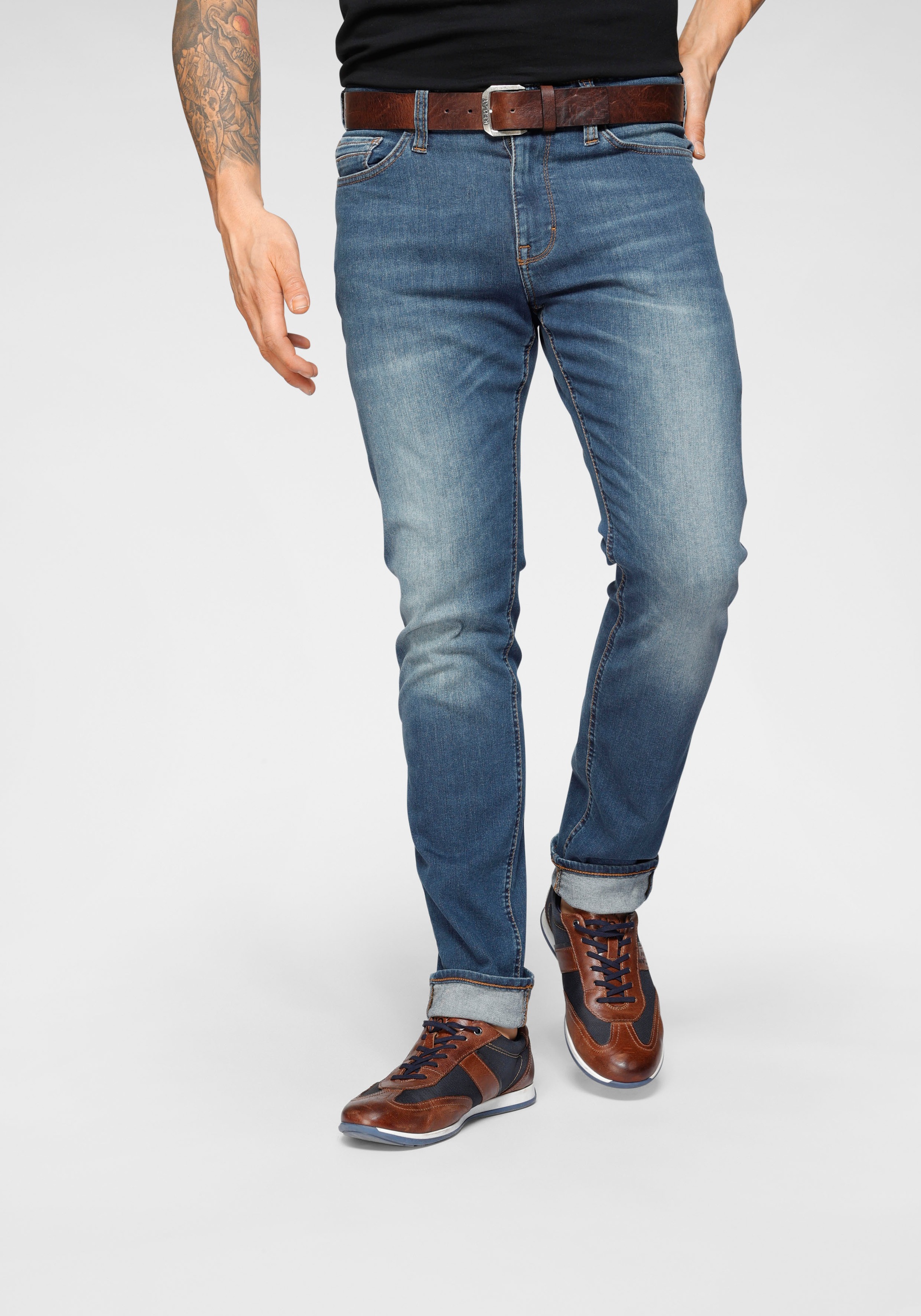 MUSTANG 5-Pocket-Jeans »Style Vegas Slim«, leichter used Look kaufen