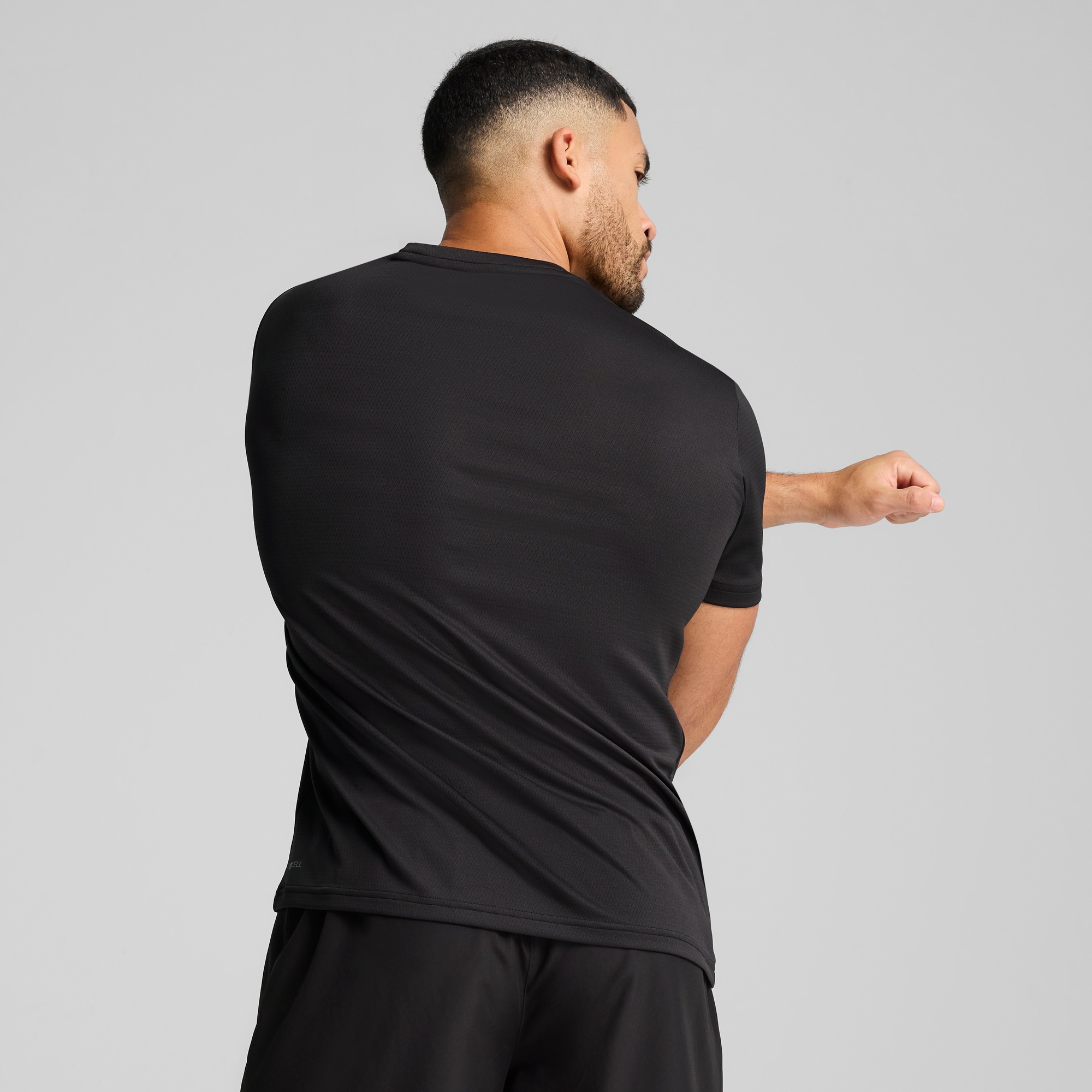 PUMA Trainingsshirt »M TAD ESSENTIAL POLY TEXTURE TEE« Trainings-T-Shirt, mit Rundhalsausschnitt, mit Kurzarm