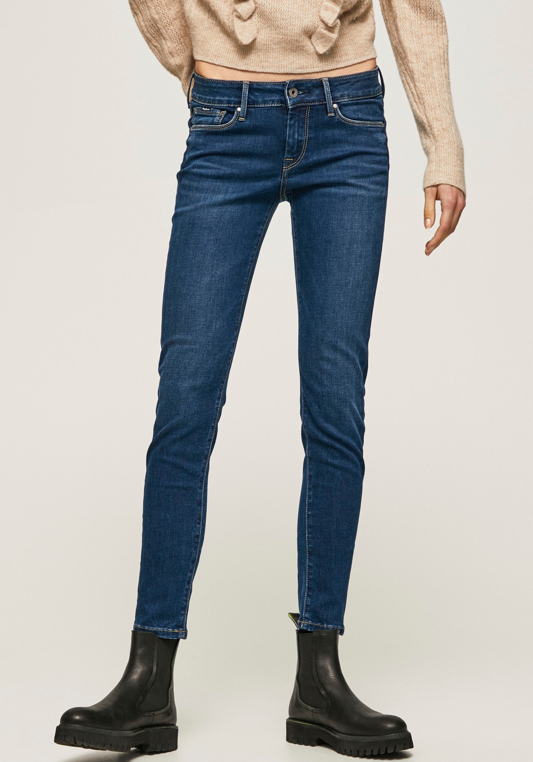 ♕ Pepe Jeans Skinny-fit-Jeans auf versandkostenfrei mit Bund 1-Knopf »SOHO«, und im 5-Pocket-Stil Stretch-Anteil