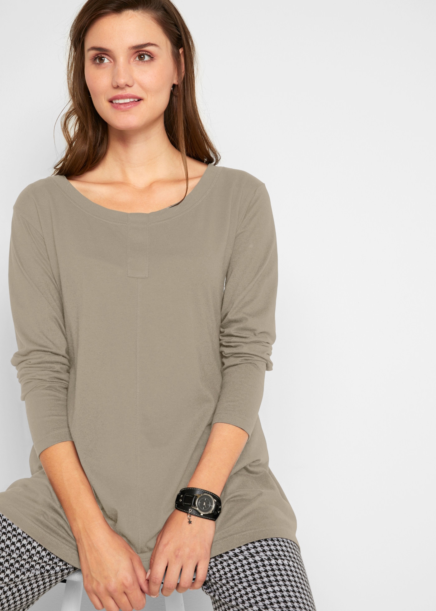 Image of bonprix Langarmshirt "Langarmshirt aus Baumwoll-Viskose-Mix" mit weiter A-Linie, ausgestellte Passform, aus Baumwolle und Viskose