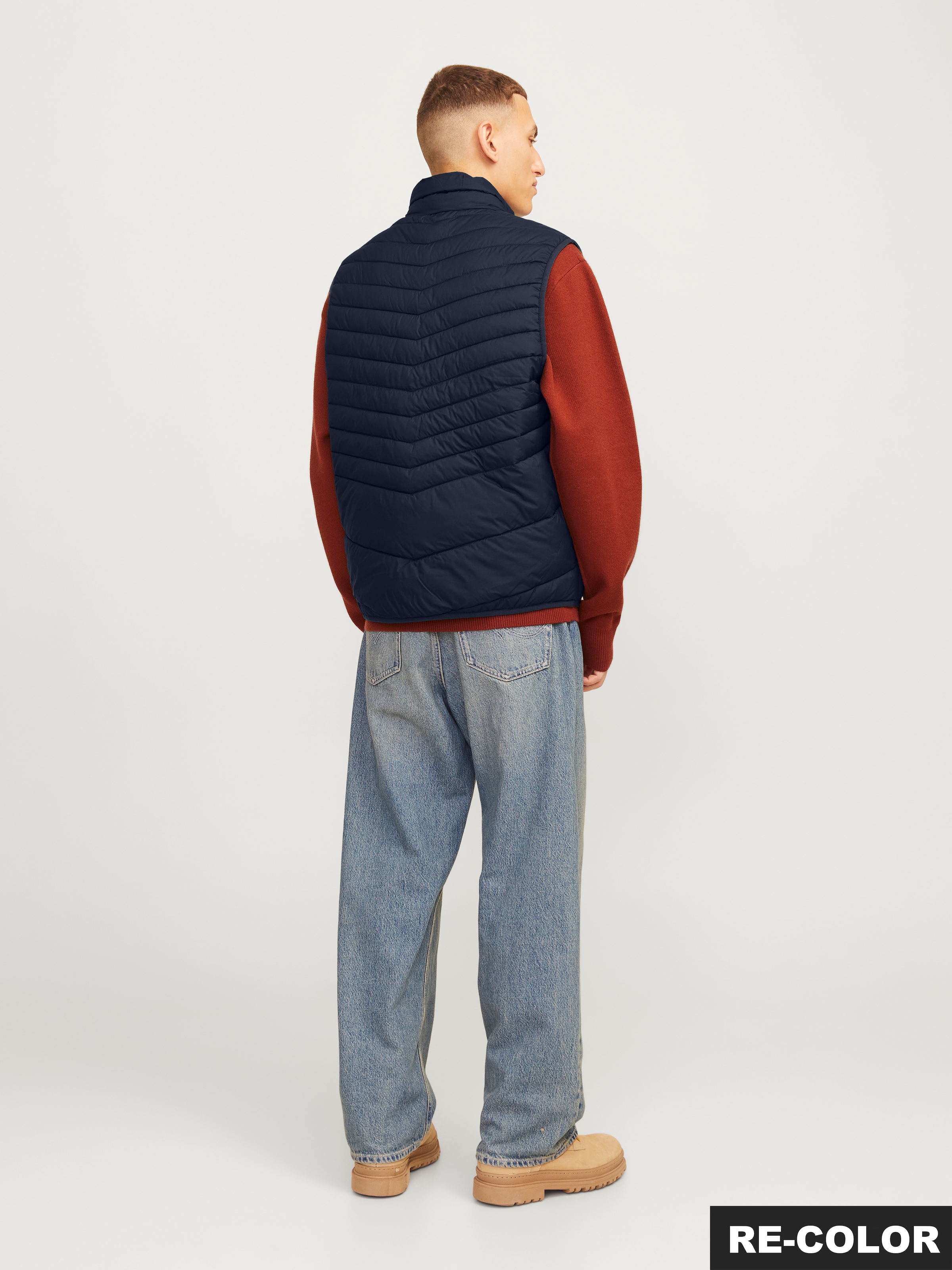 Jack & Jones Steppweste »JJESTATE Praktische Weste mit Beutel, ideal für unterwegs«, unifarben, modisch, regular fit, Polyester
