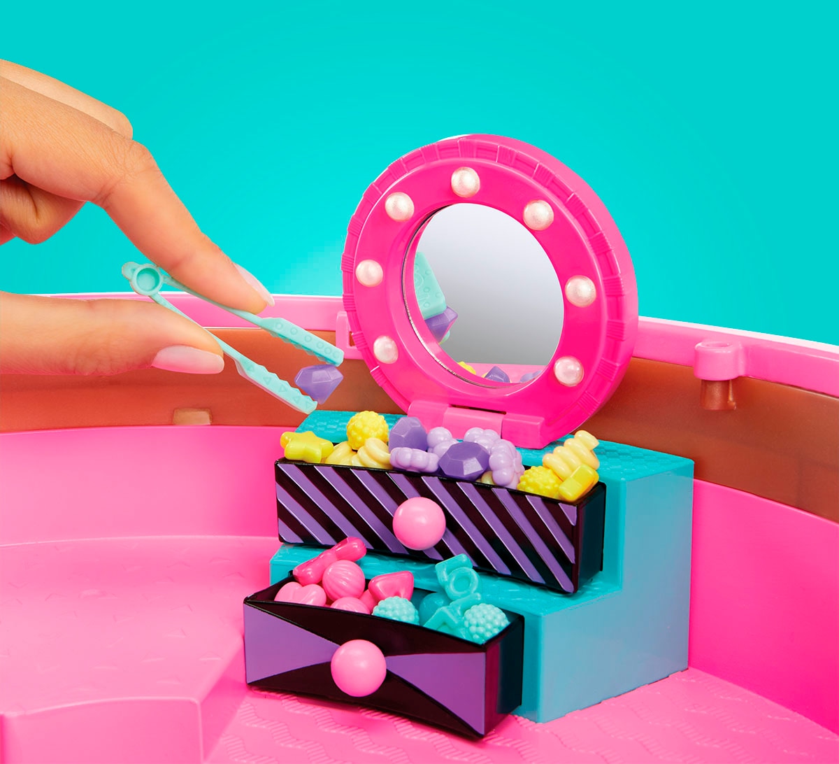 L.O.L. SURPRISE! Kreativset »L.O.L. Surprise Hair Beads Salon« inklusive Püppchen mit DIY Perlen-Frisuren