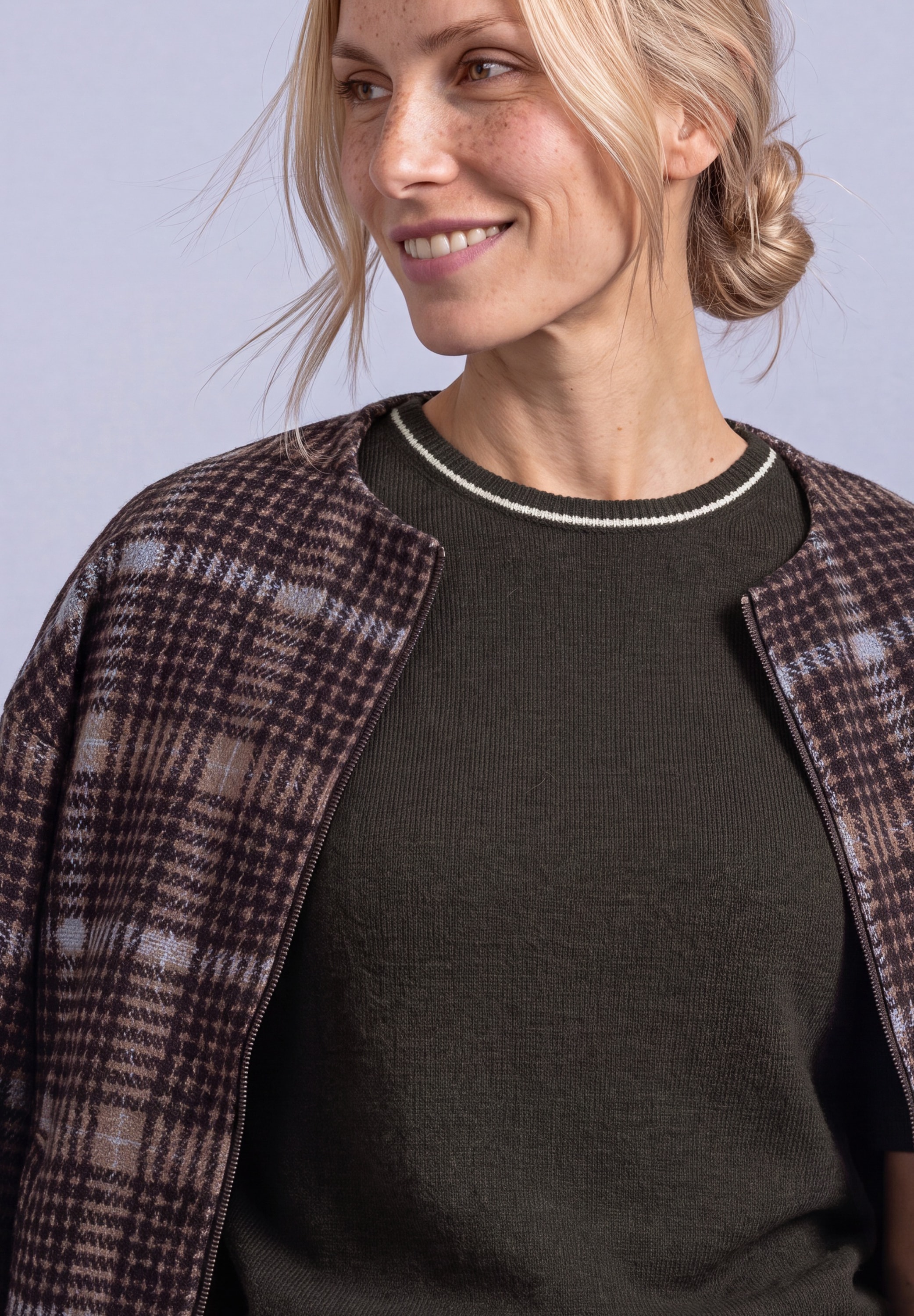 STREET ONE Kurzarmpullover Feinstrickqualität mit Kontrastdetail