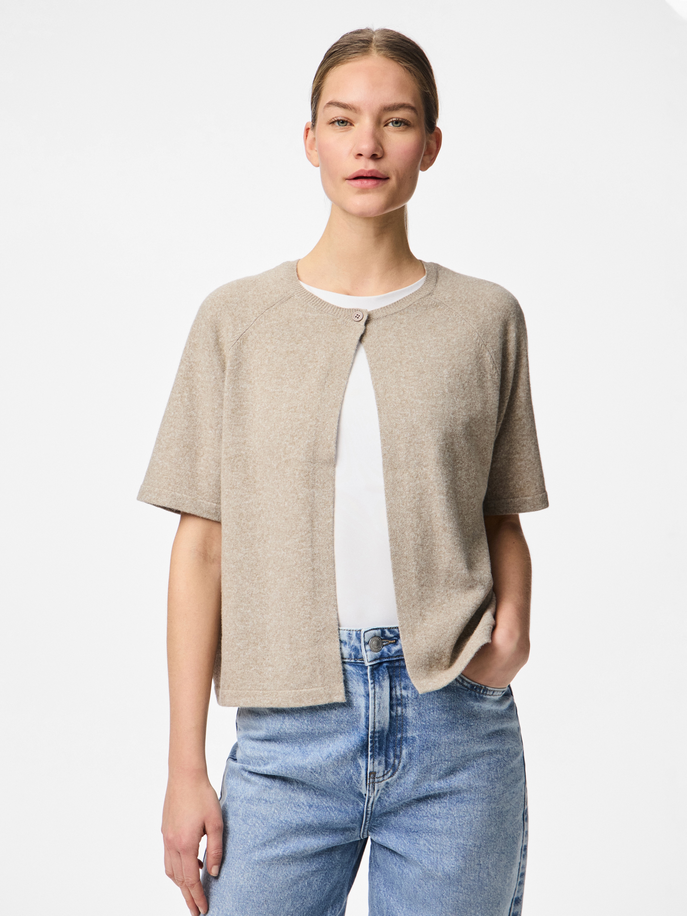 Image of pieces Rundhalspullover "PCBREE SS O-NECK KNIT CARDIGAN NOOS BC"