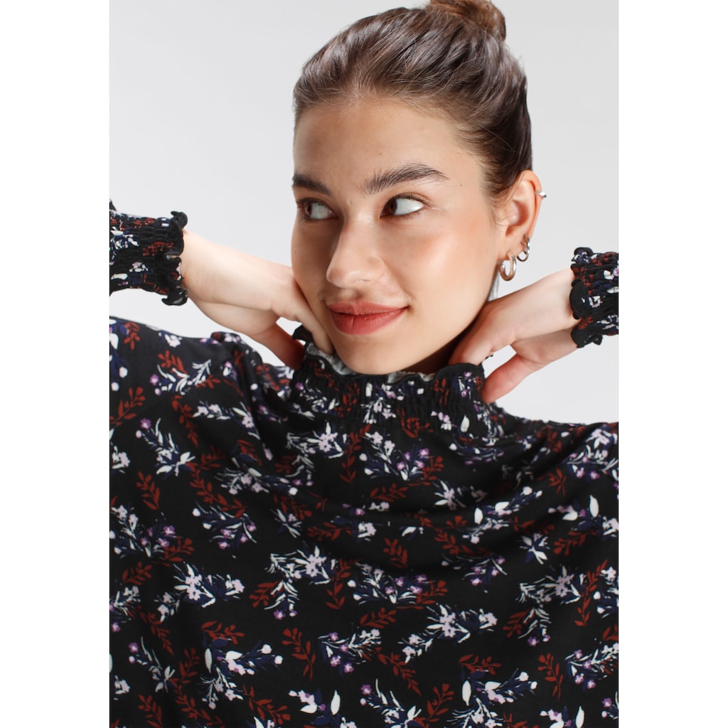 Tamaris Blusenshirt, mit elegantem Blumenprint