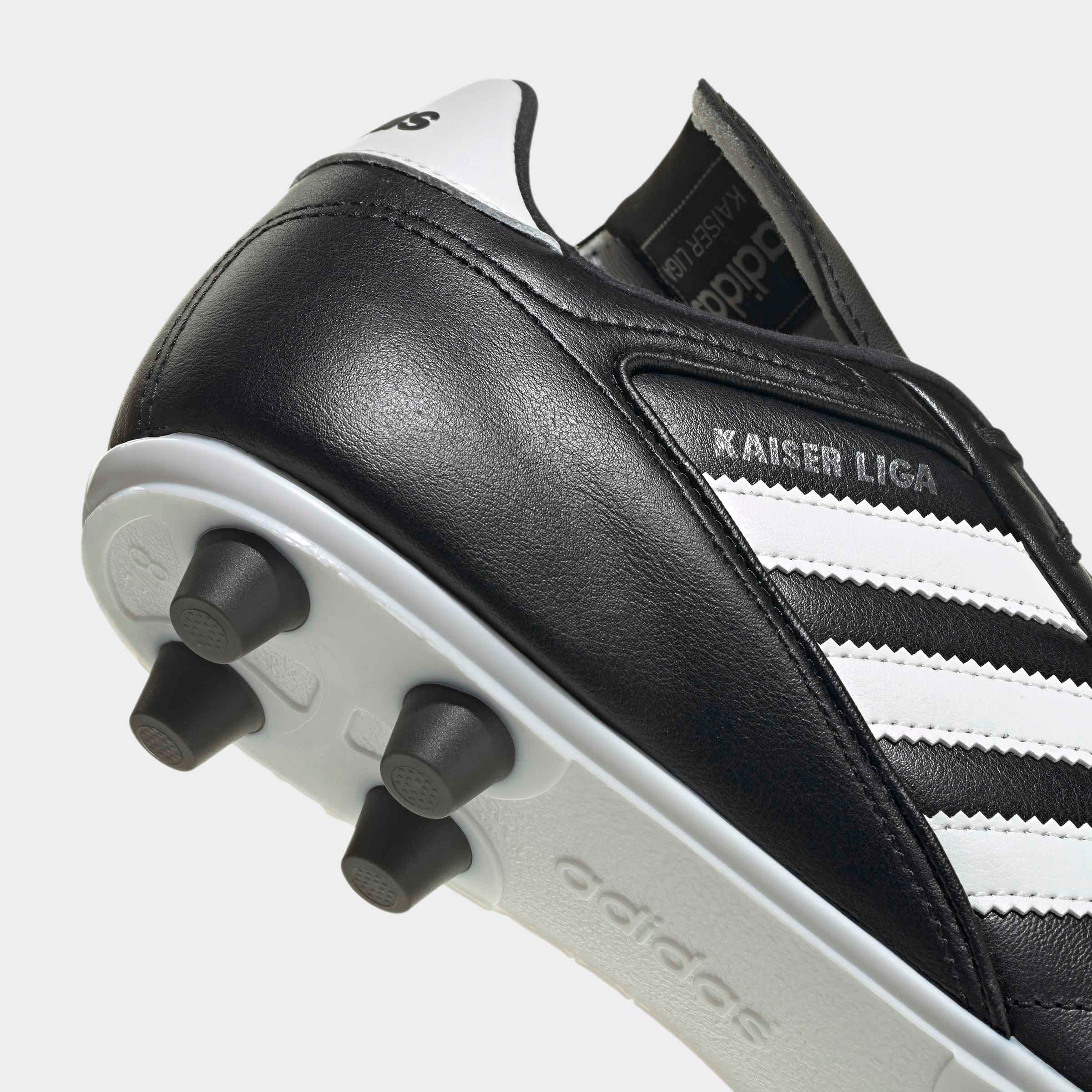 adidas Performance Fussballschuh »KAISER LIGA 2 FIRM GROUND«  Aussensohle für feste Böden