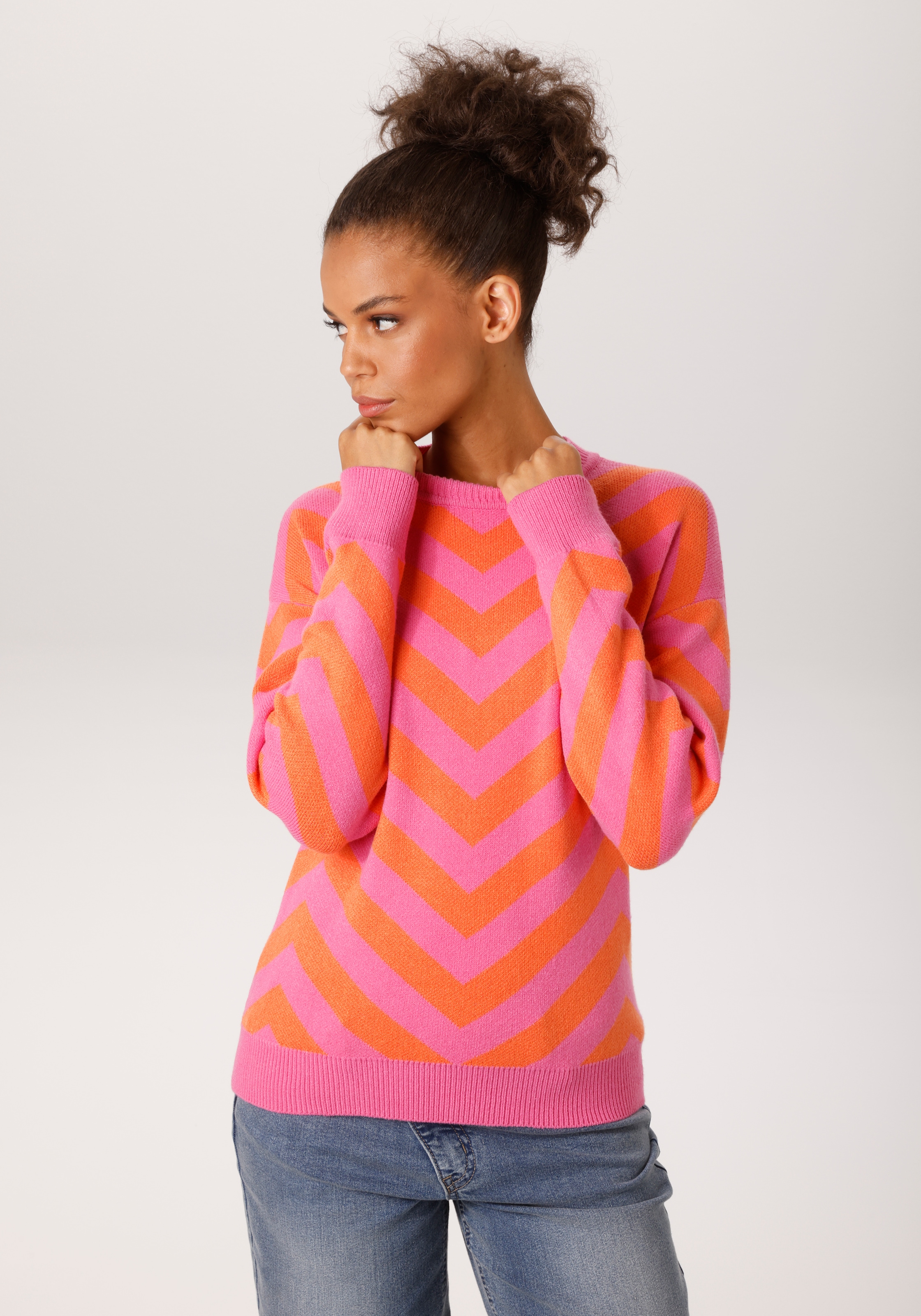 Image of Aniston CASUAL Strickpullover im trendfarbenem Zick-Zack-Muster